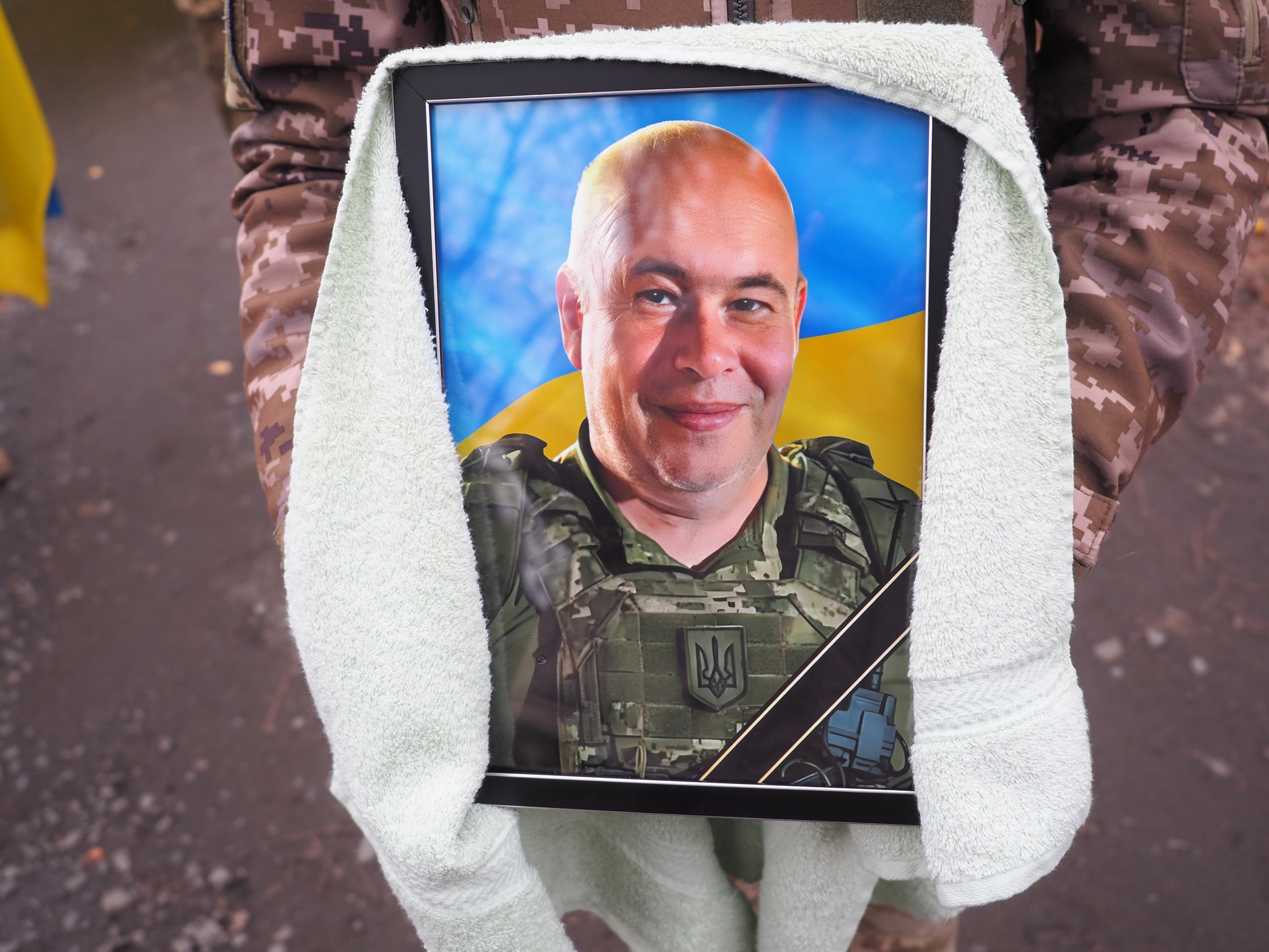 У Гайворонській громаді провели в останню путь майора ЗСУ Костянтина Цьому.