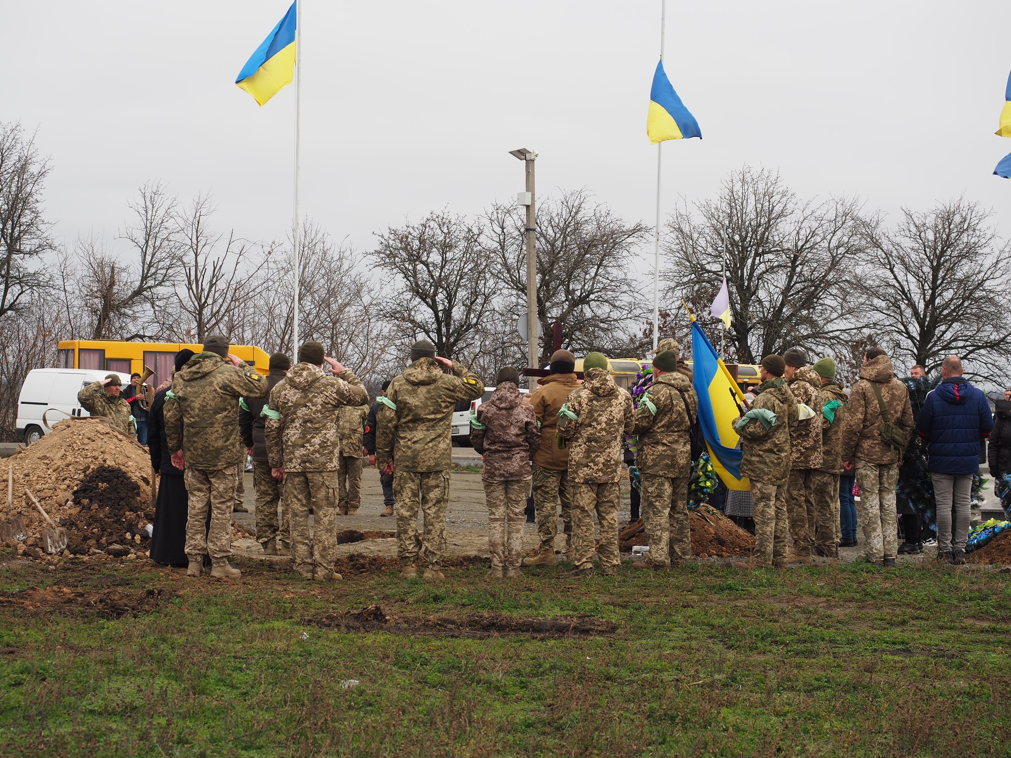 У Гайворонській громаді провели в останню путь майора ЗСУ Костянтина Цьому.
