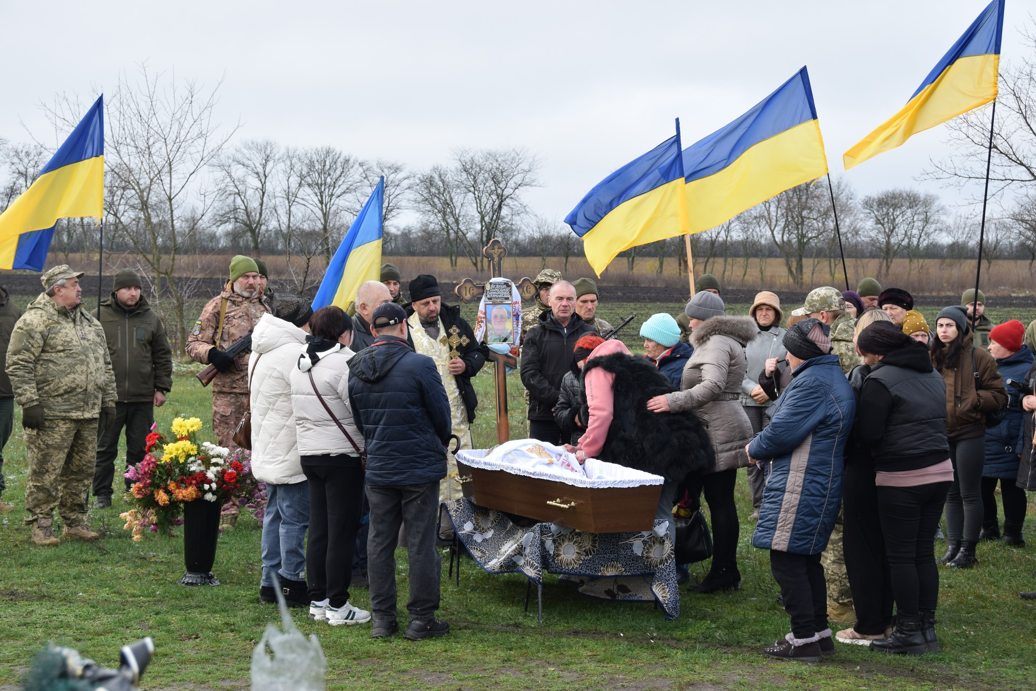 Із молодшим сержантом попрощалися в Петрівській громаді