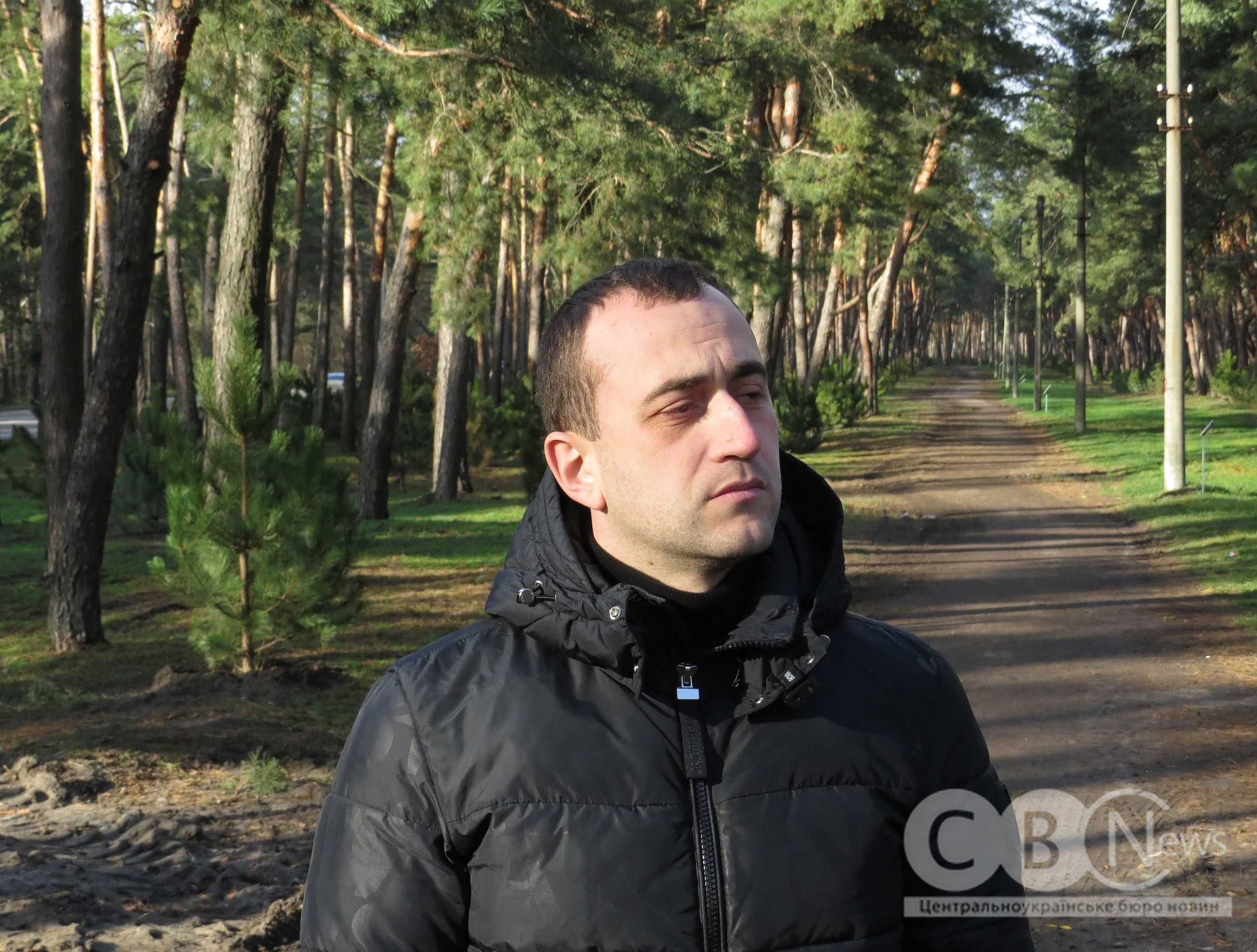 У Кропивницькому на Лісопарковій замінили 250 всохлих саджанців сосни