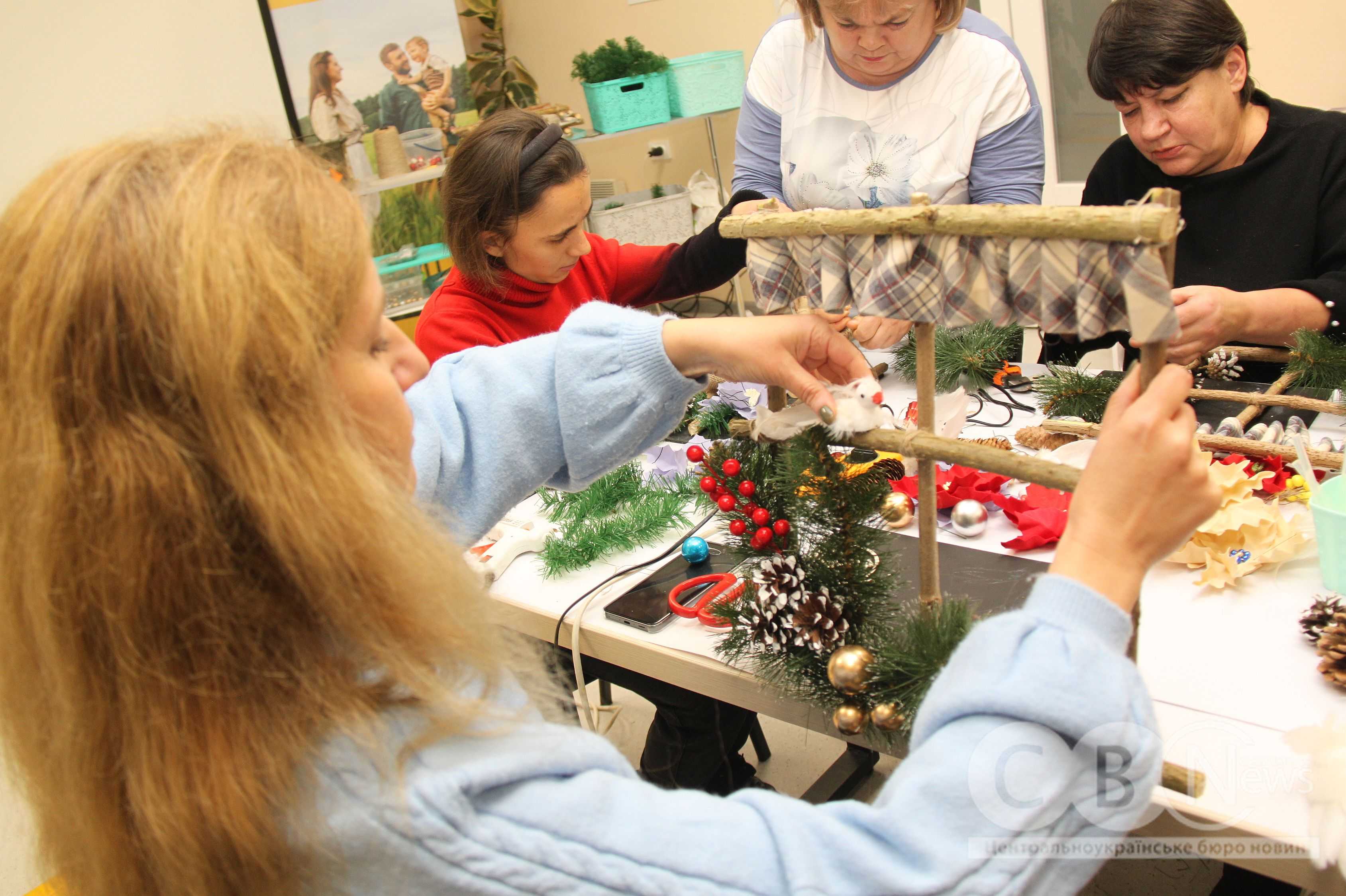 Благодійний майстер-клас влаштували у Кропивницькому
