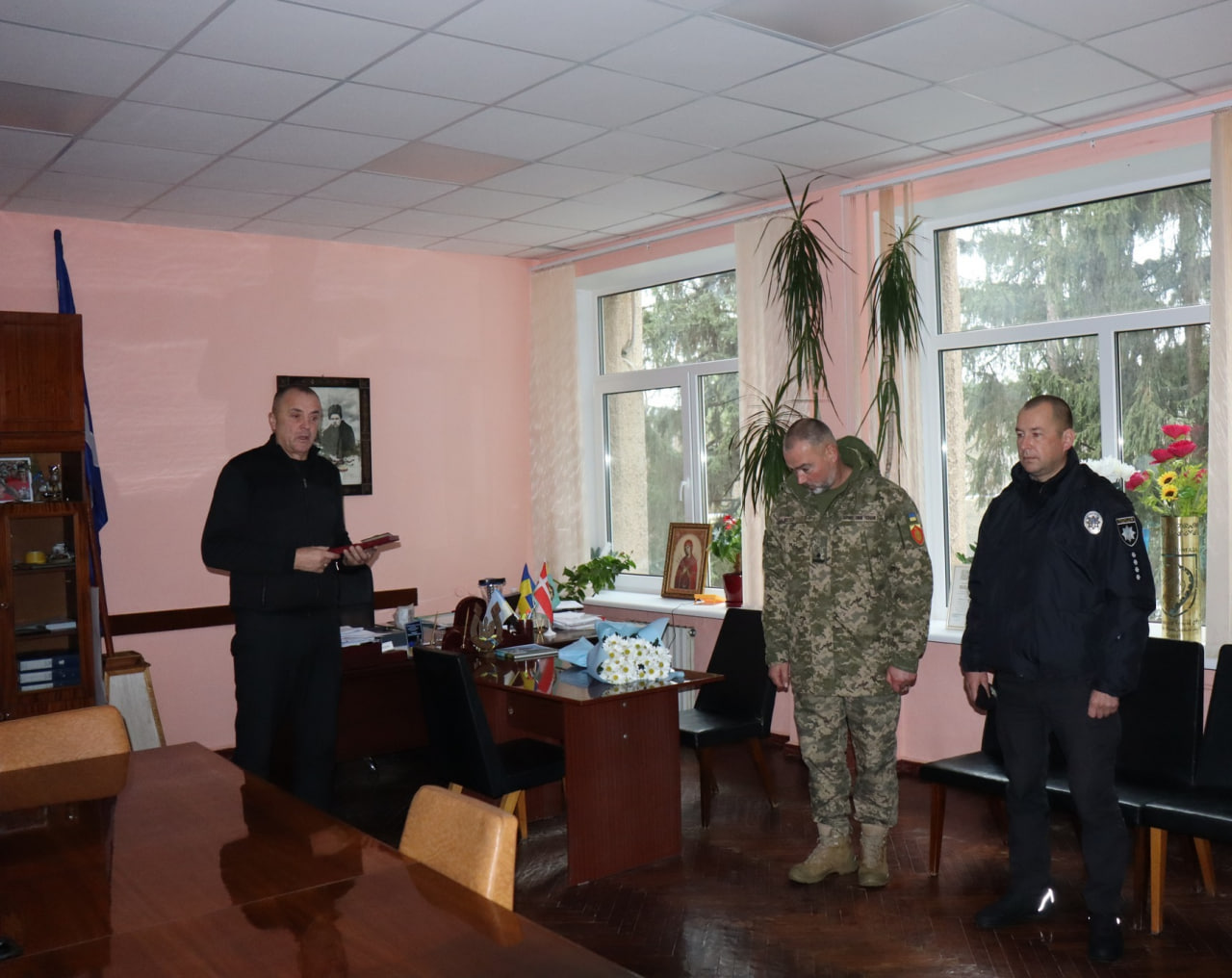 Родині загиблого захисника з Онуфріївщини передали державну нагороду