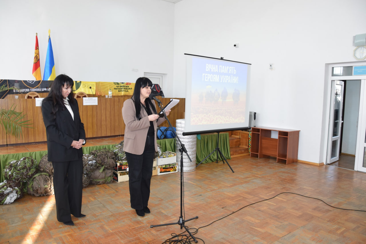 У Петрівській громаді рідним загиблих воїнів вручили посмертні ордени