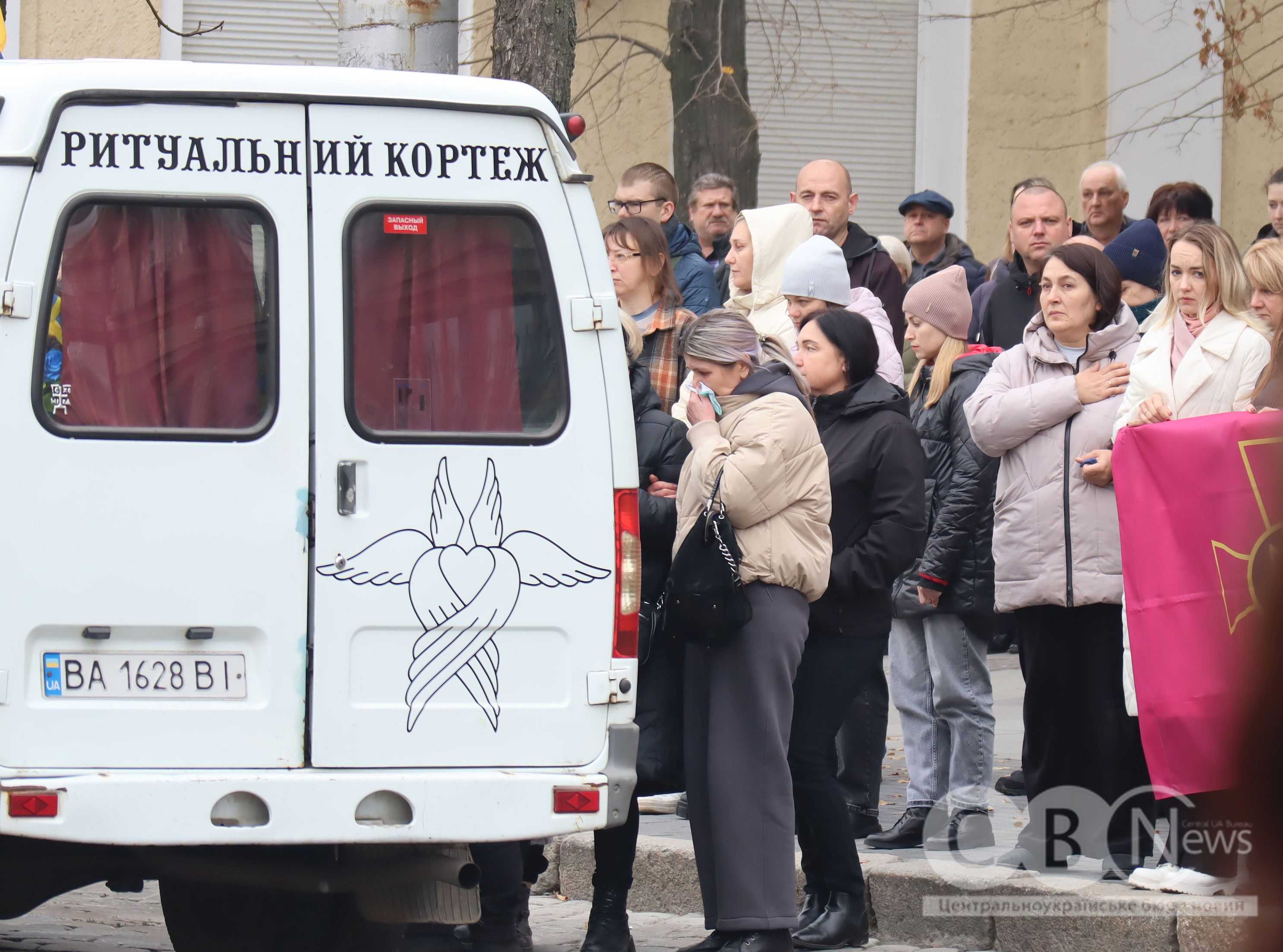 З трьома загиблими бійцями попрощалися в Кропивницькому