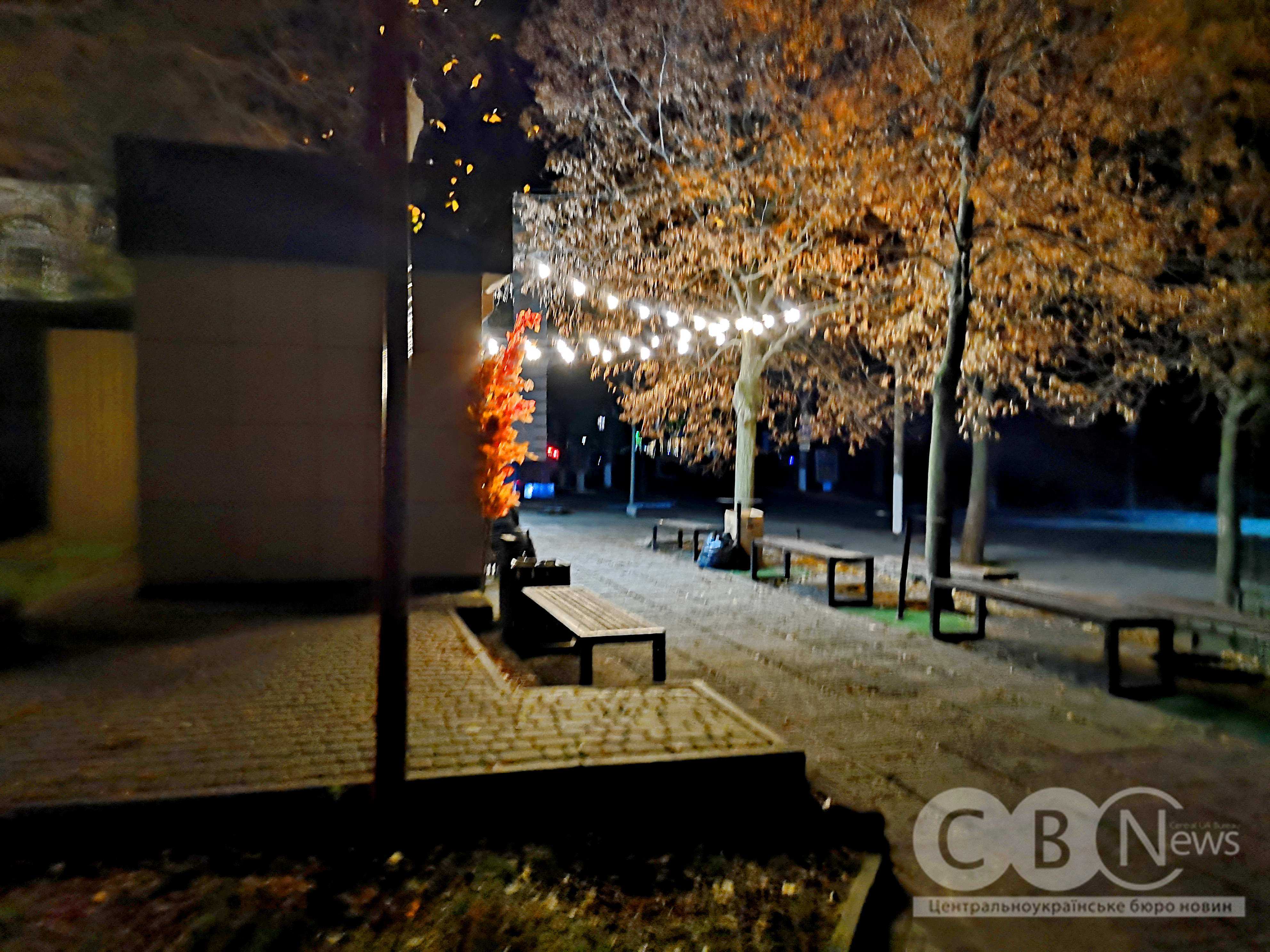 Кропивницький вечірній: як живе місто у світлі ліхтарів та вітрин