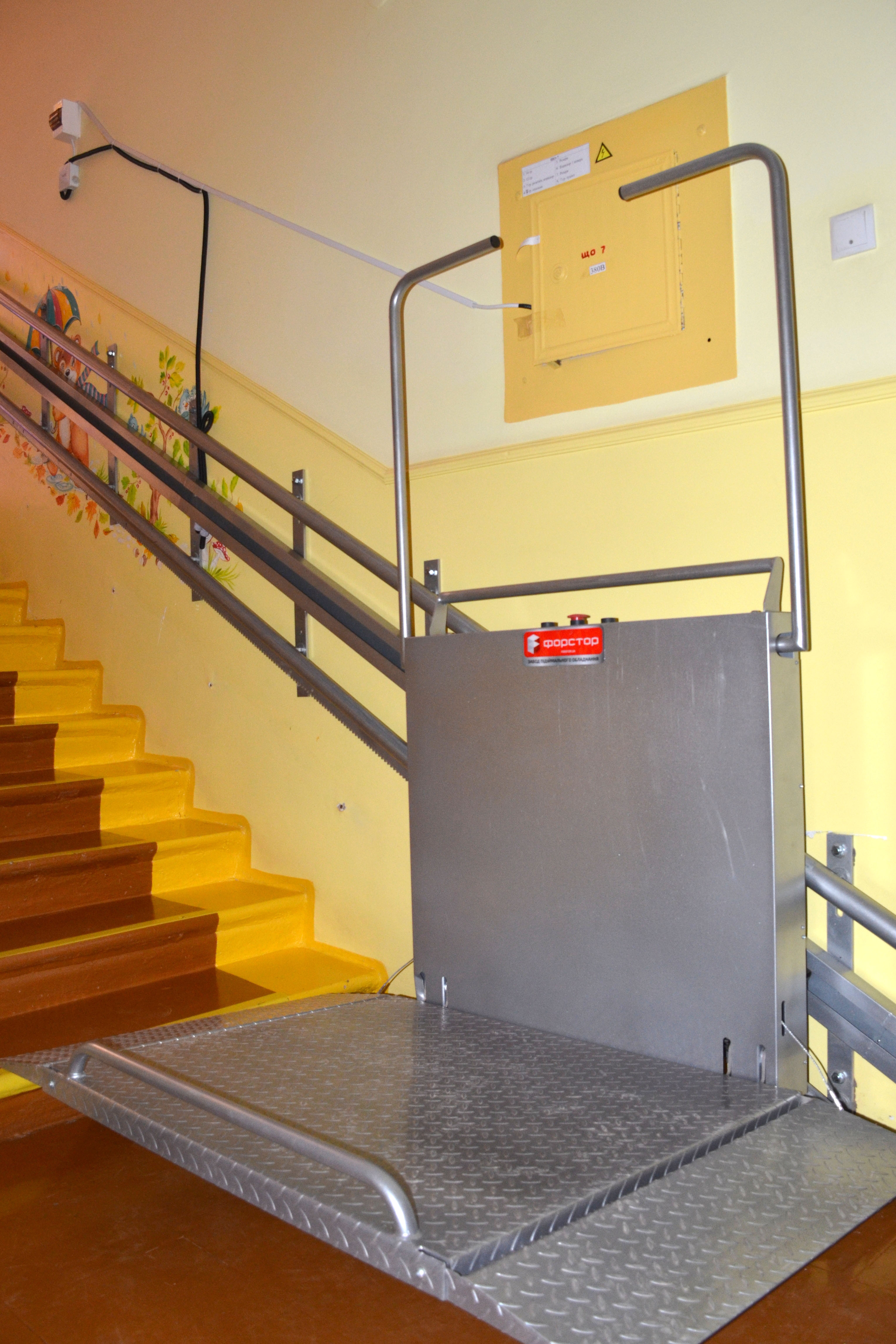 У центрі реабілітації та паліативної допомоги дітям у Кропивницькому встановили чотири підйомники