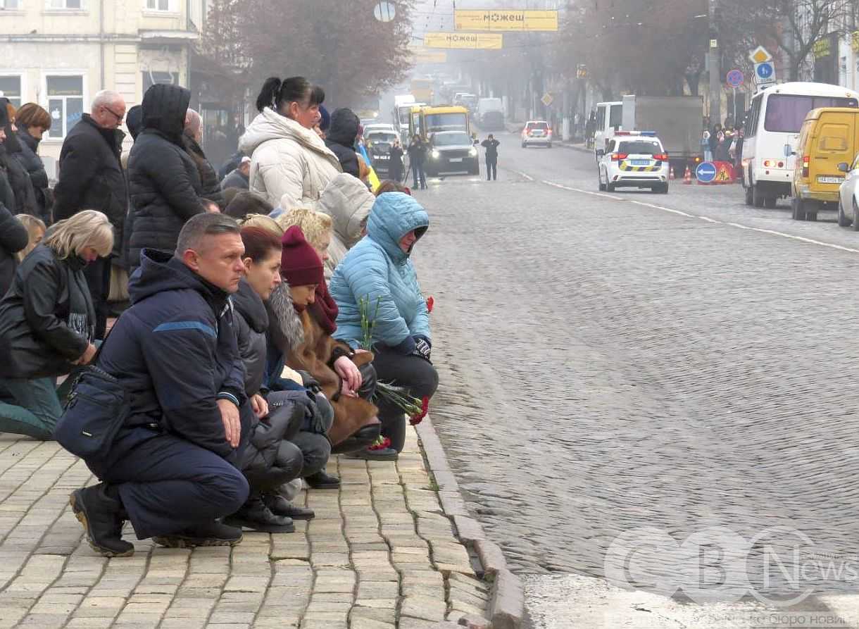 З трьома загиблими бійцями попрощалися в Кропивницькому