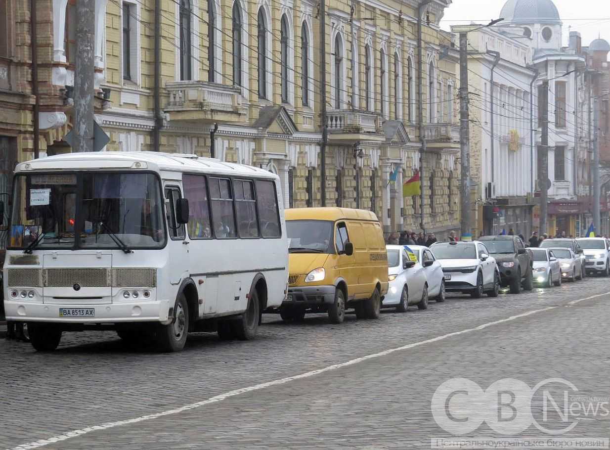 З трьома загиблими бійцями попрощалися в Кропивницькому