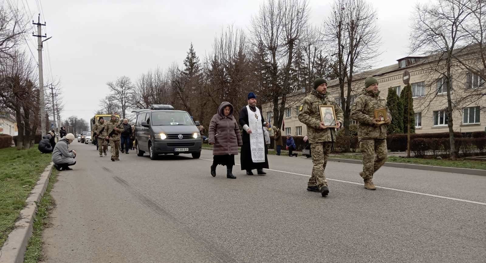 Із загиблим на Харківщині солдатом попрощалися в Кам'янецькій громаді