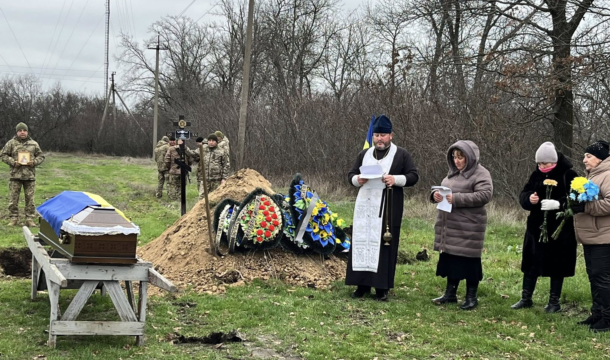 Із загиблим на Харківщині солдатом попрощалися в Кам'янецькій громаді