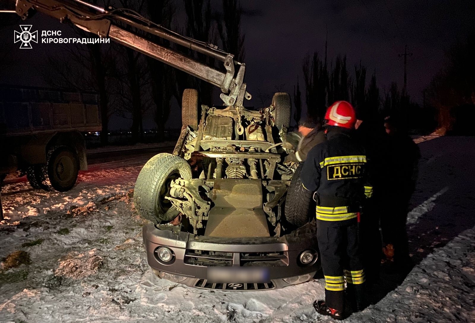 Рятувальники Кіровоградщини кілька разів допомагали водіям: буксирували автівки з доріг та кюветів.