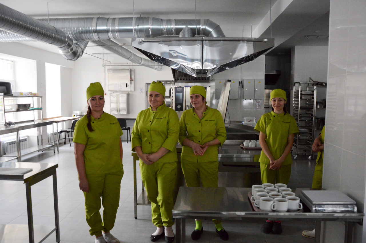 Оновлені харчоблоки у двох школах Кропивницького обслуговуватимуть понад 1300 учнів