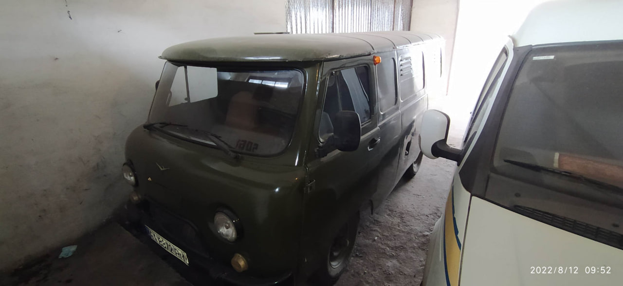 У Кропивницькому Укрпошта виставила на аукціон 13 транспортних засобів