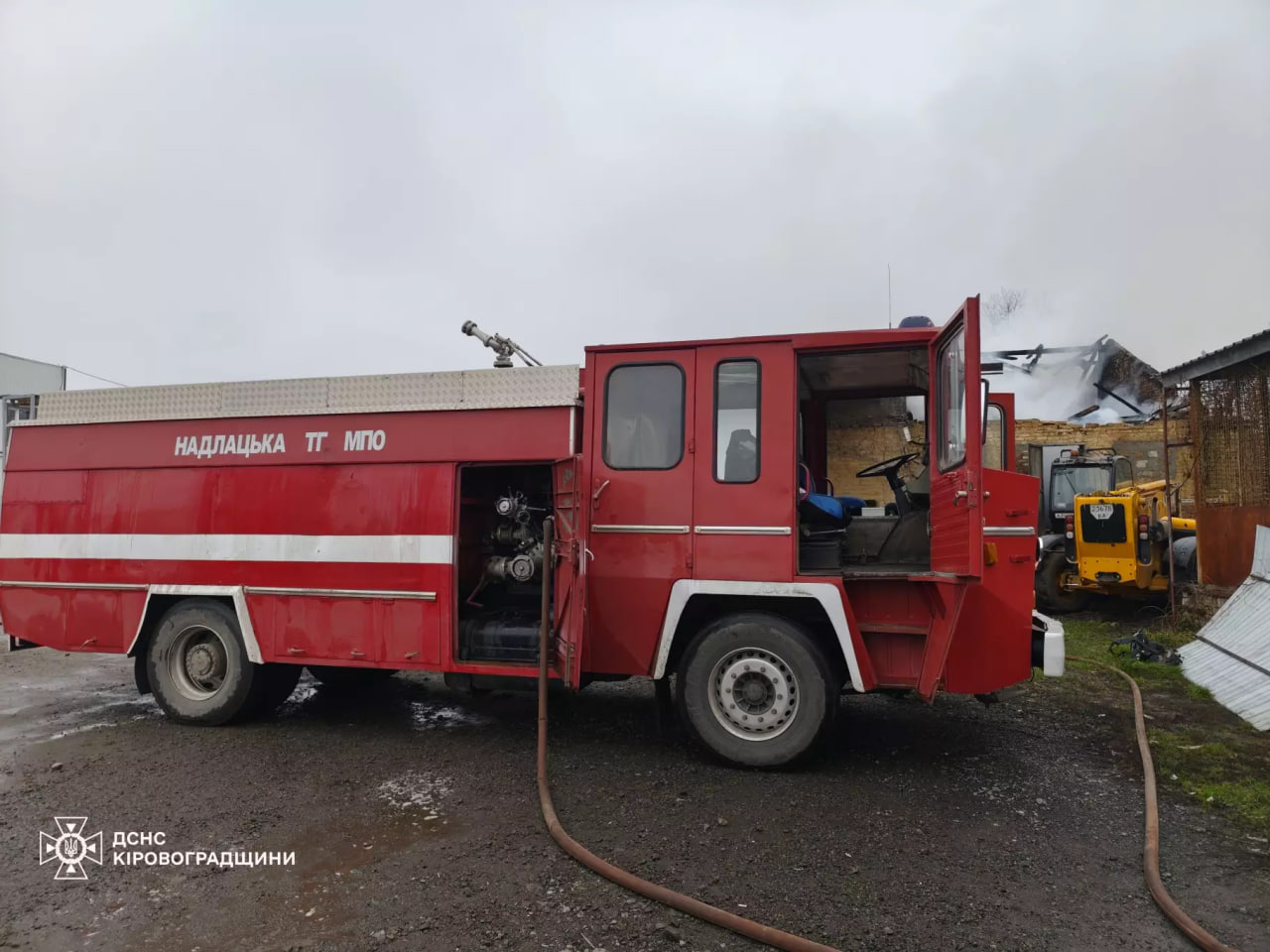 У Новоархангельську горіли кафе та магазин