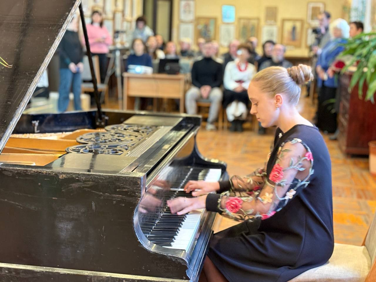 Лауреатів обласної мистецької премії нагородили у Кропивницькому