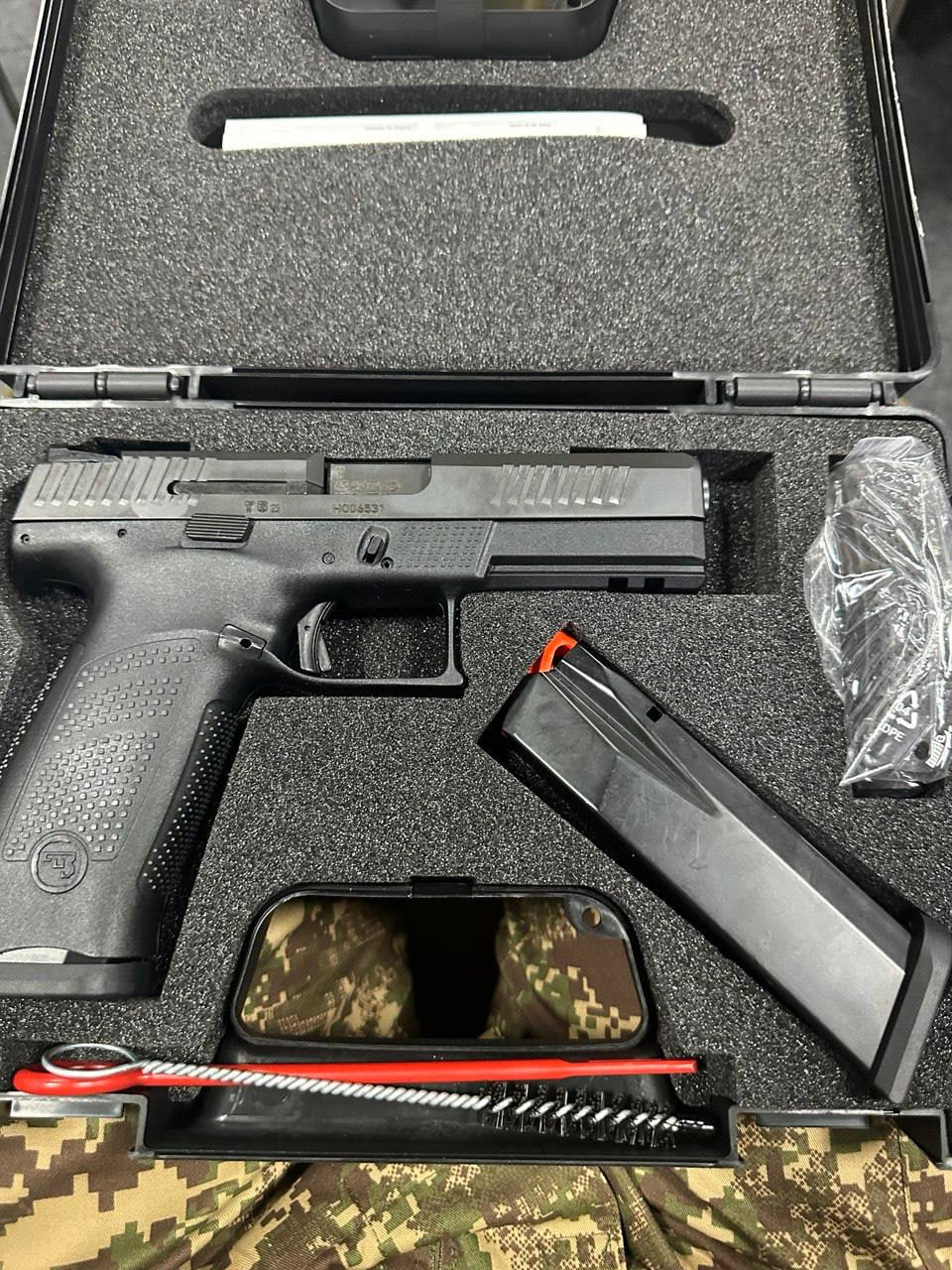 Нагородною зброєю відзначили майора Нацгвардії з Олександрії