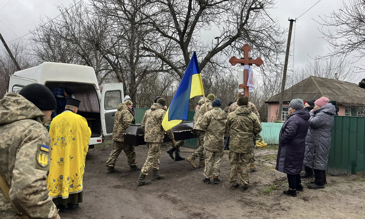 У Кам'янецькій громаді провели в останню путь загиблих солдатів Василя Кам'янченка та Ігоря Степанюка.
