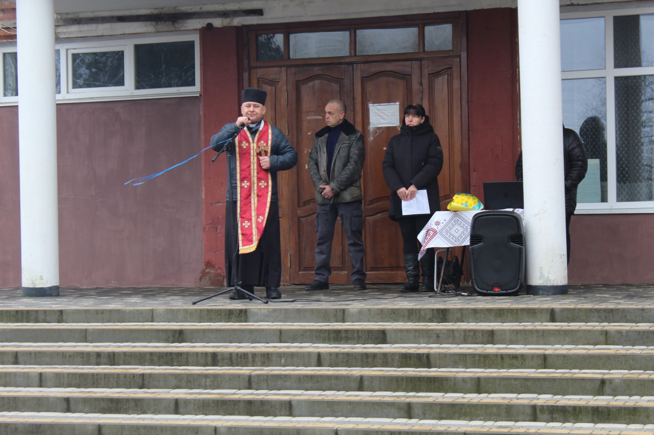 Із загиблим старшим сержантом попрощалися в Суботцівській громаді 