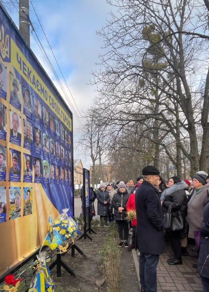 У Голованівську та Олександрівці встановили дошки-нагадування про зниклих безвісти воїнів