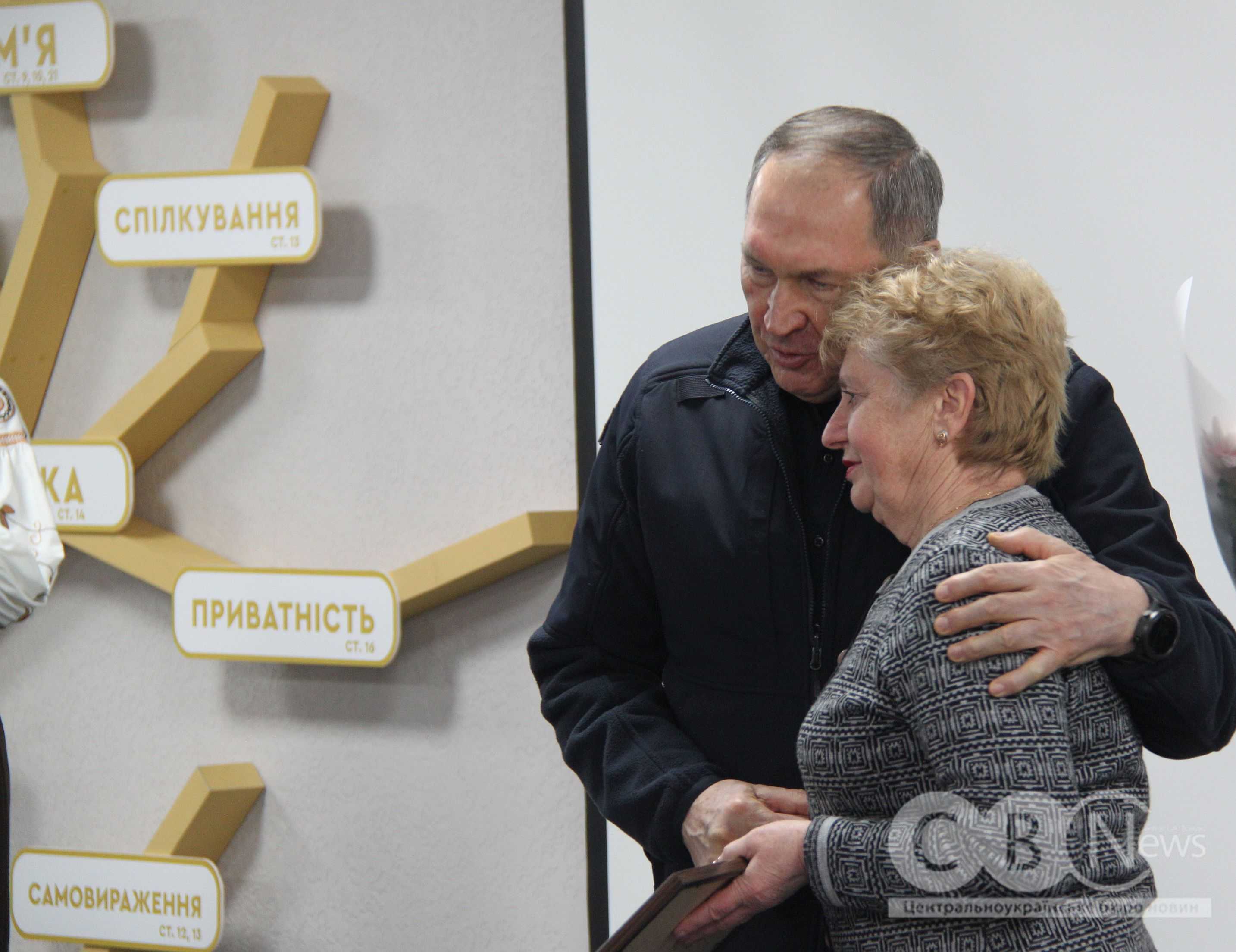 Сертифікати на житло вручили ветеранам та родинам загиблих бійців у Кропивницькому