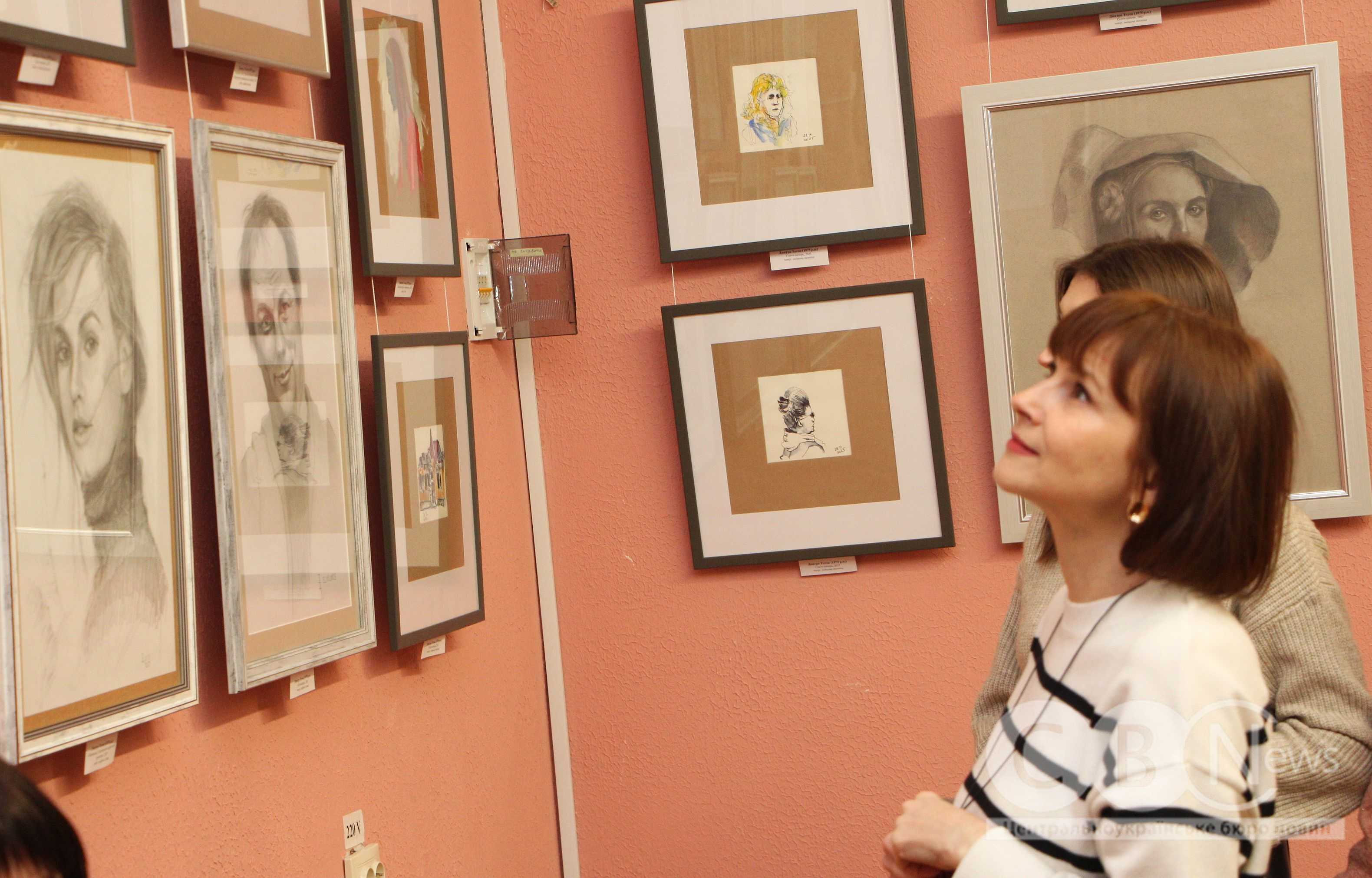 Виставку Дмитра Тотка презентували в Кропивницькому 