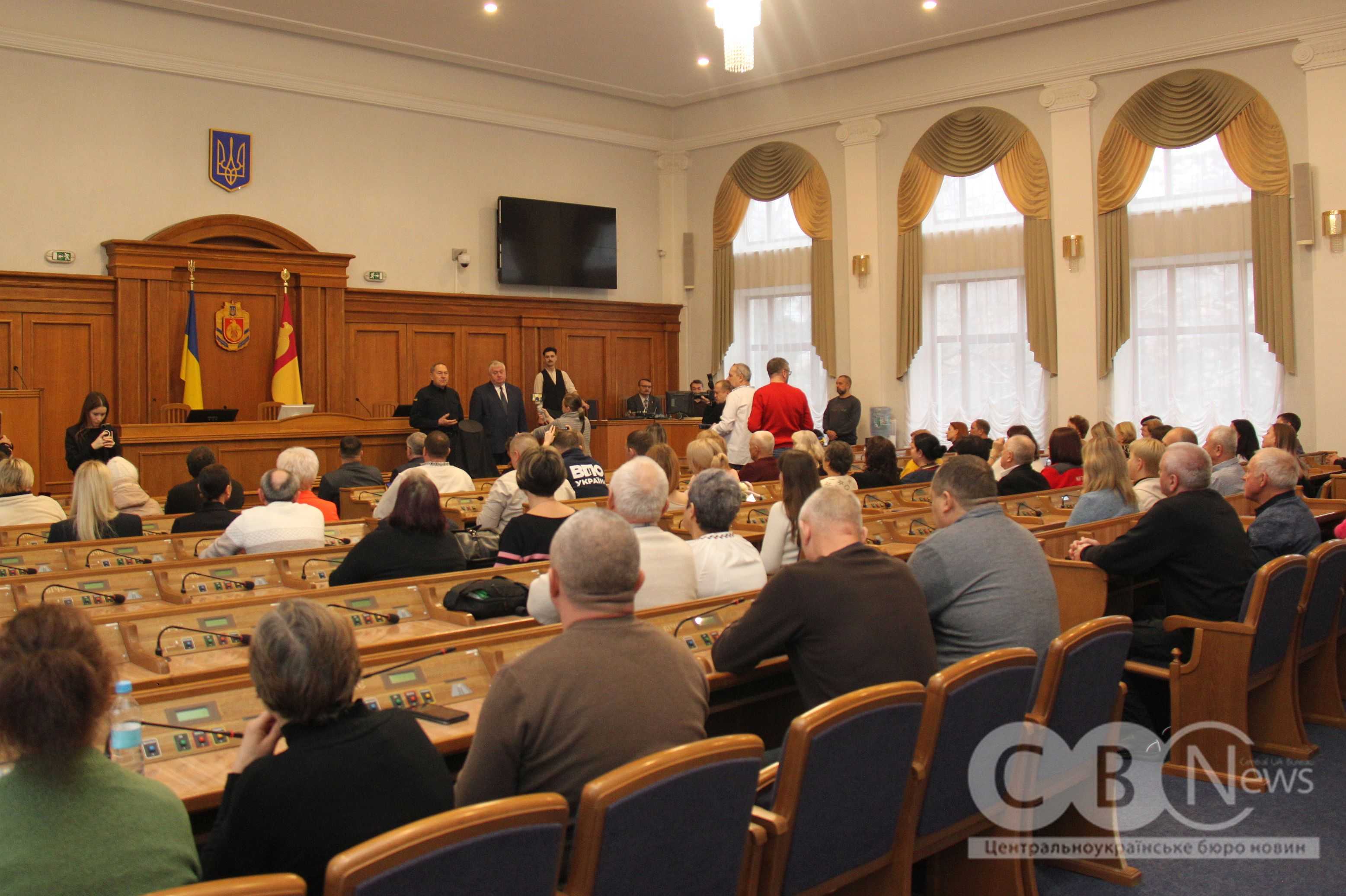 У Кропивницькому нагородили волонтерів