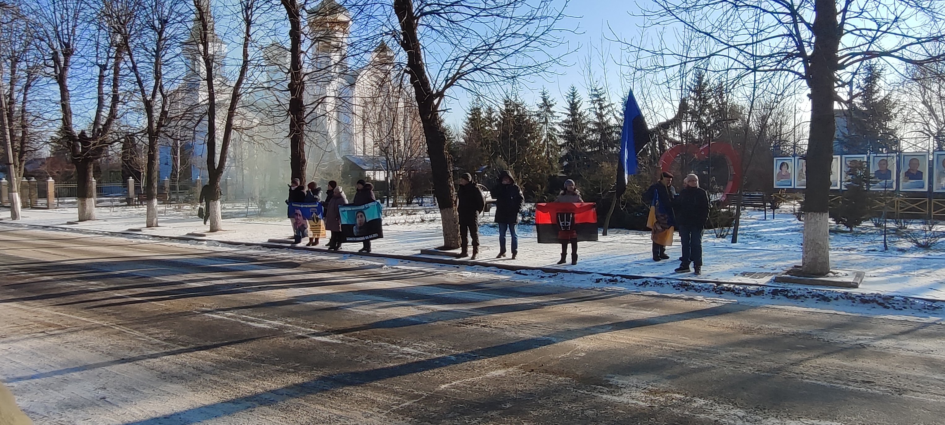 Акцію на підтримку військовополонених та зниклих безвісти бійців провели в Олександрівці