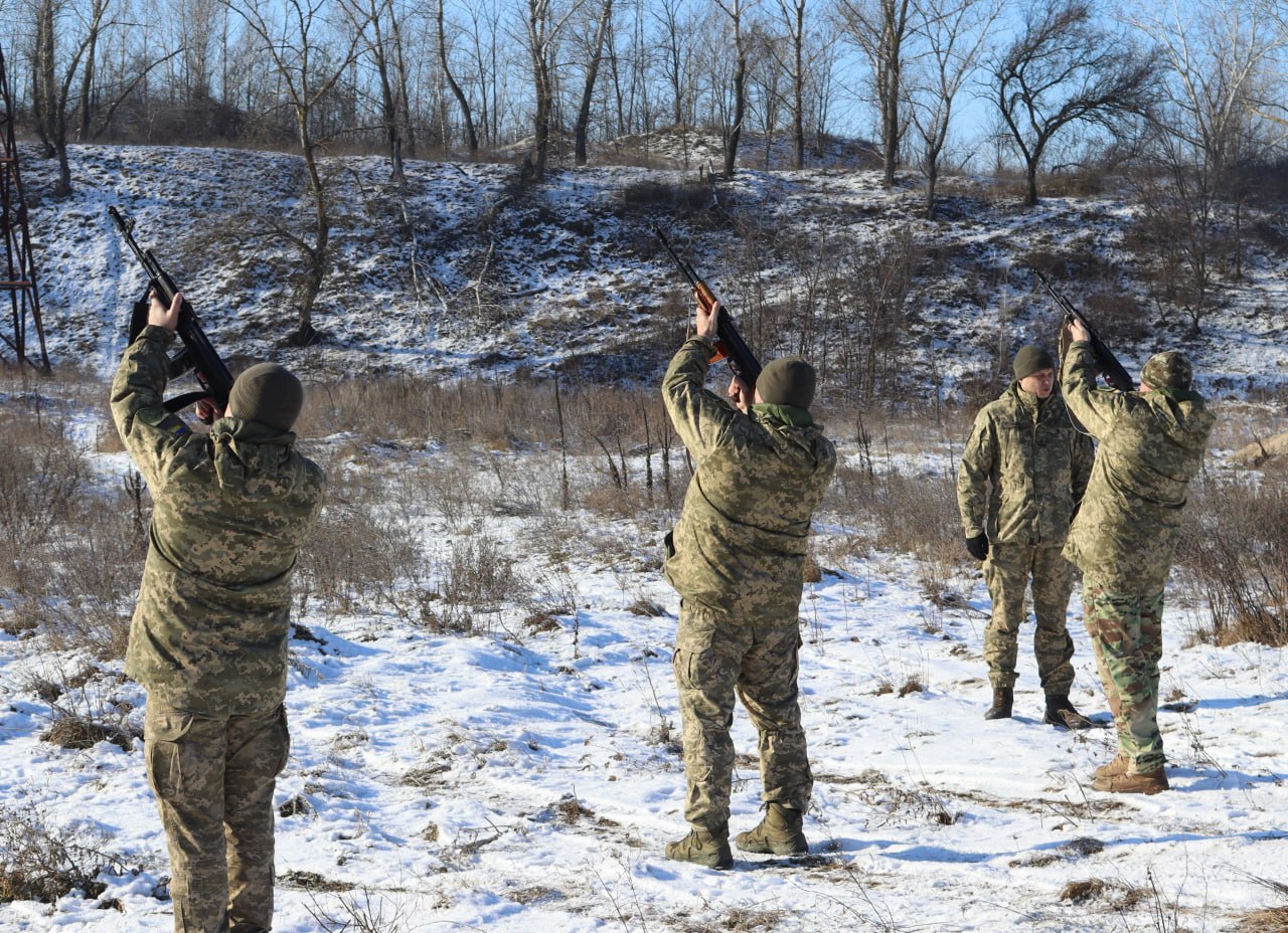 Із загиблим солдатом попрощалися у Світловодській громаді