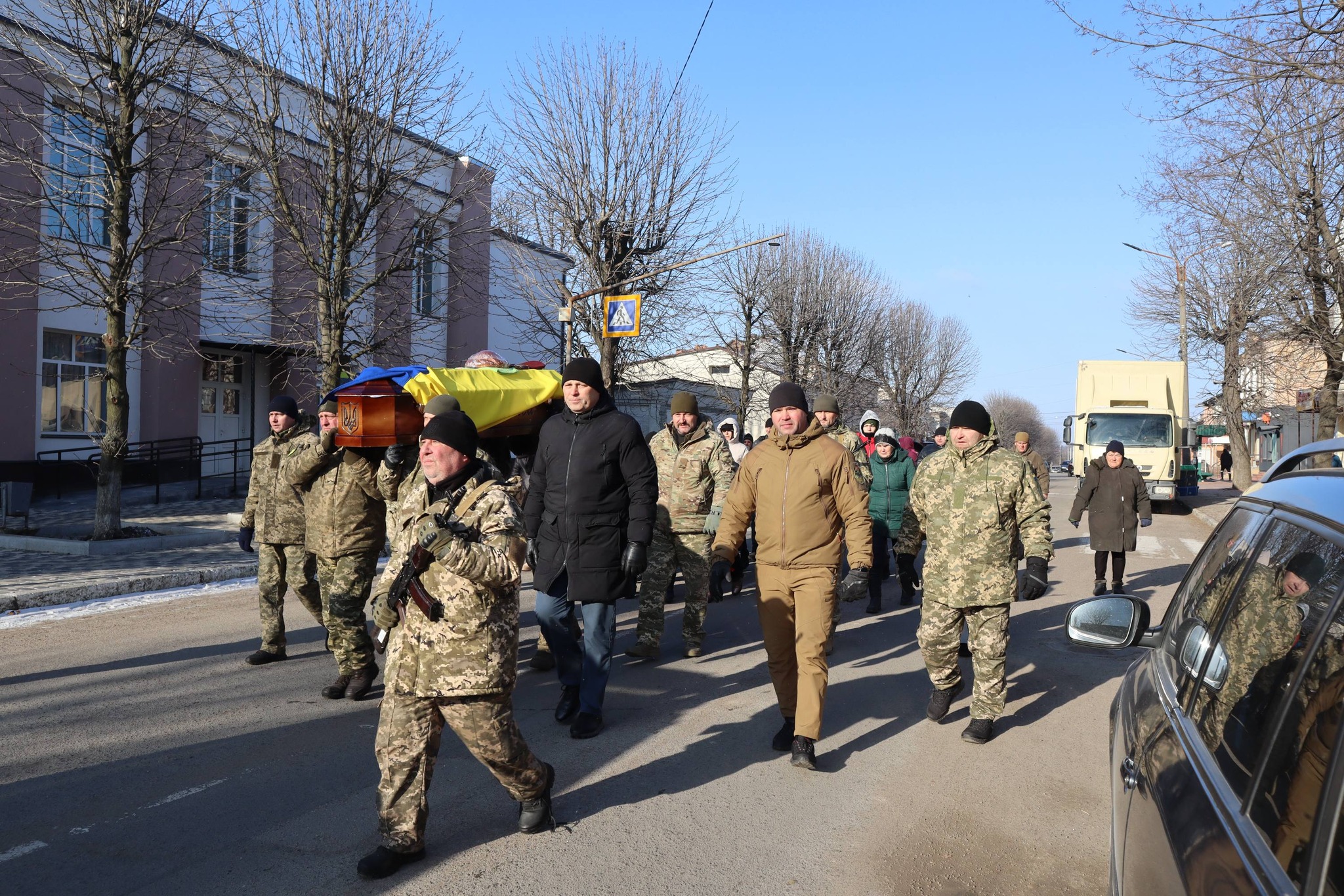 У Новоукраїнській громаді попрощалися з загиблим воїном