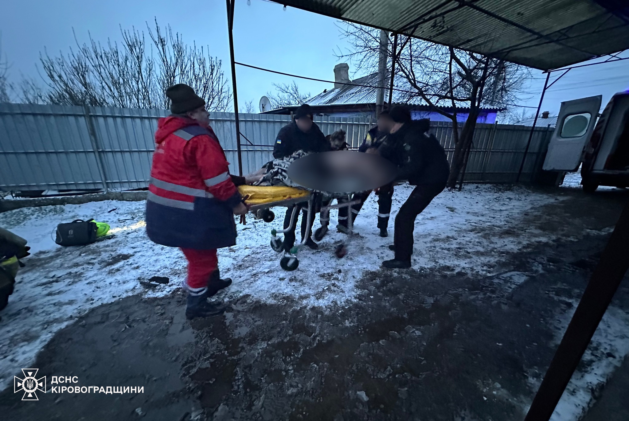 Одна загибла та четверо постраждалих: у Бобринці горів будинок