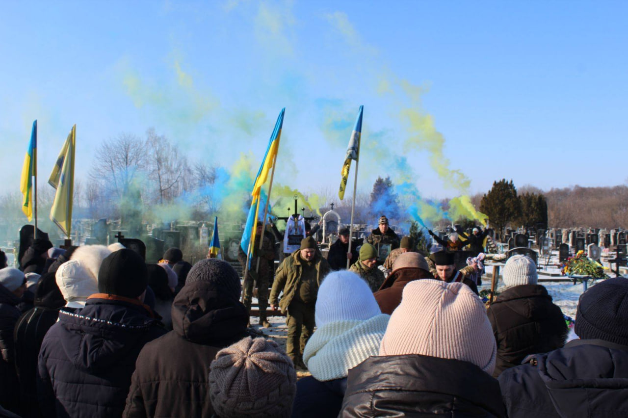 Із загиблим військовим попрощалися у Суботцівській громаді