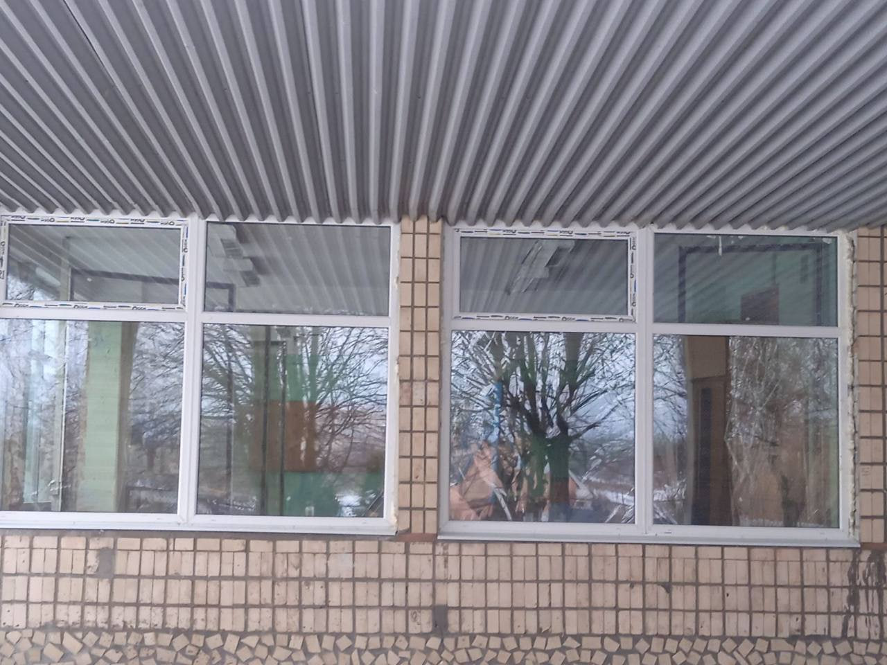 У ліцеї &laquo;Перспектива&raquo; у Світловодську завершили заміну вікок після обстрілу