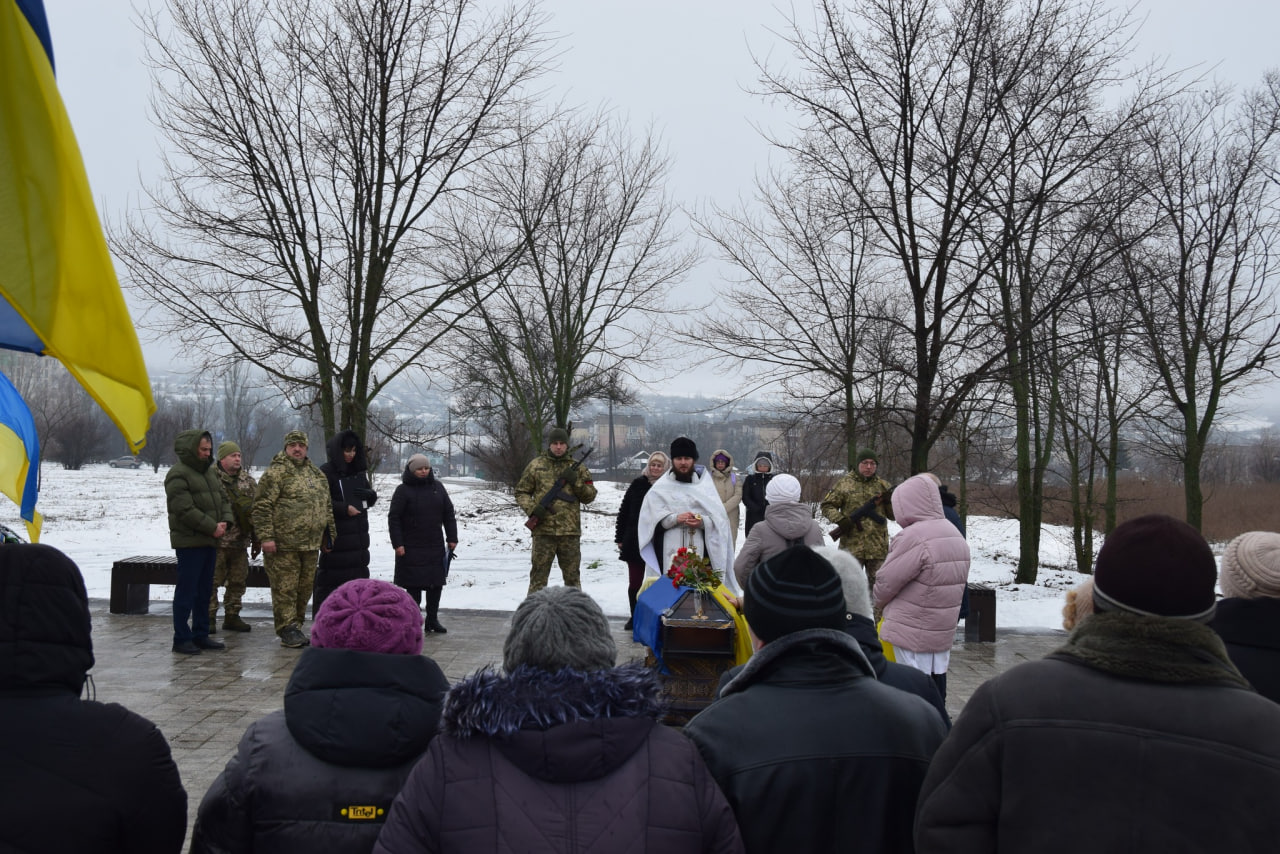 У Петрівській громаді попрощалися із загиблим військовим