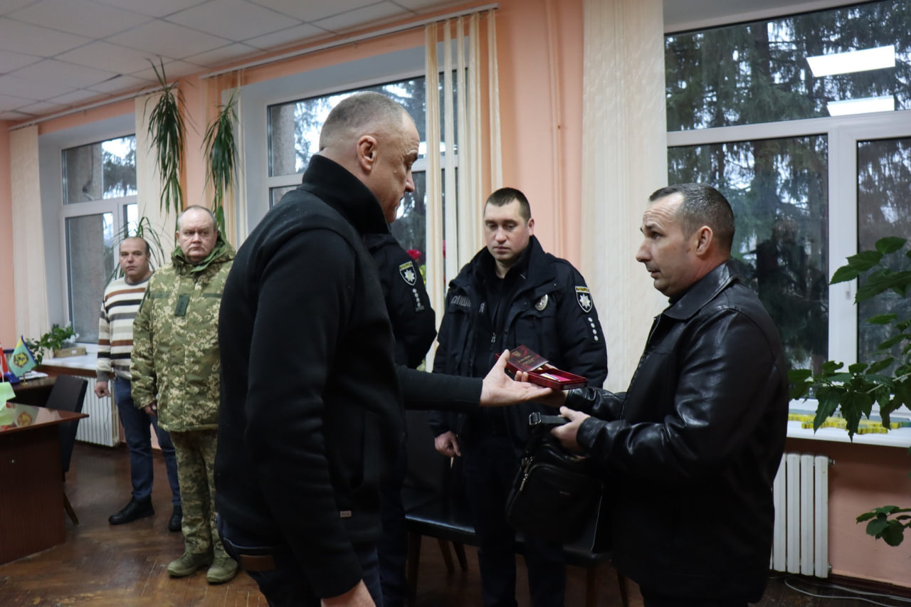 Орден &laquo;За мужність&raquo; ІІІ ступеня передали рідним загиблого військового в Онуфріївці 