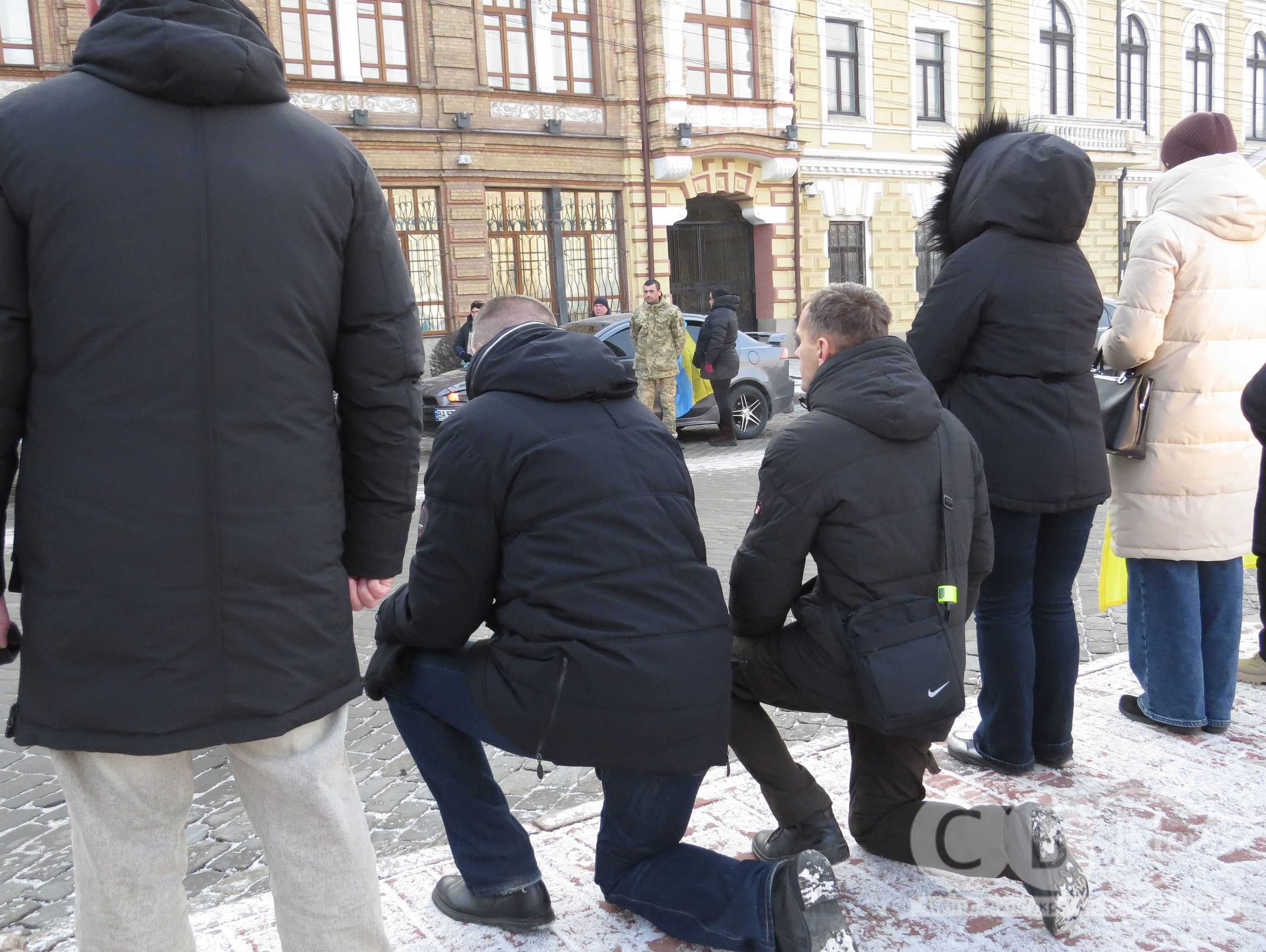 Кропивничани попрощалися з двома військовослужбовцями &mdash; Вадимом Савченком та Денисом Шавровським.