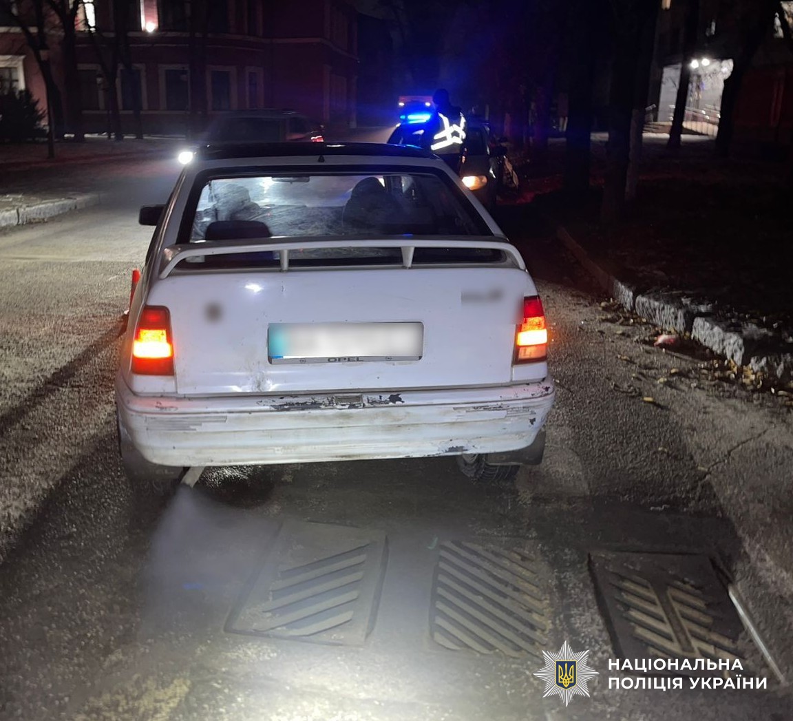 Легковик збив жінку на пішохідному переході в Кропивницькому