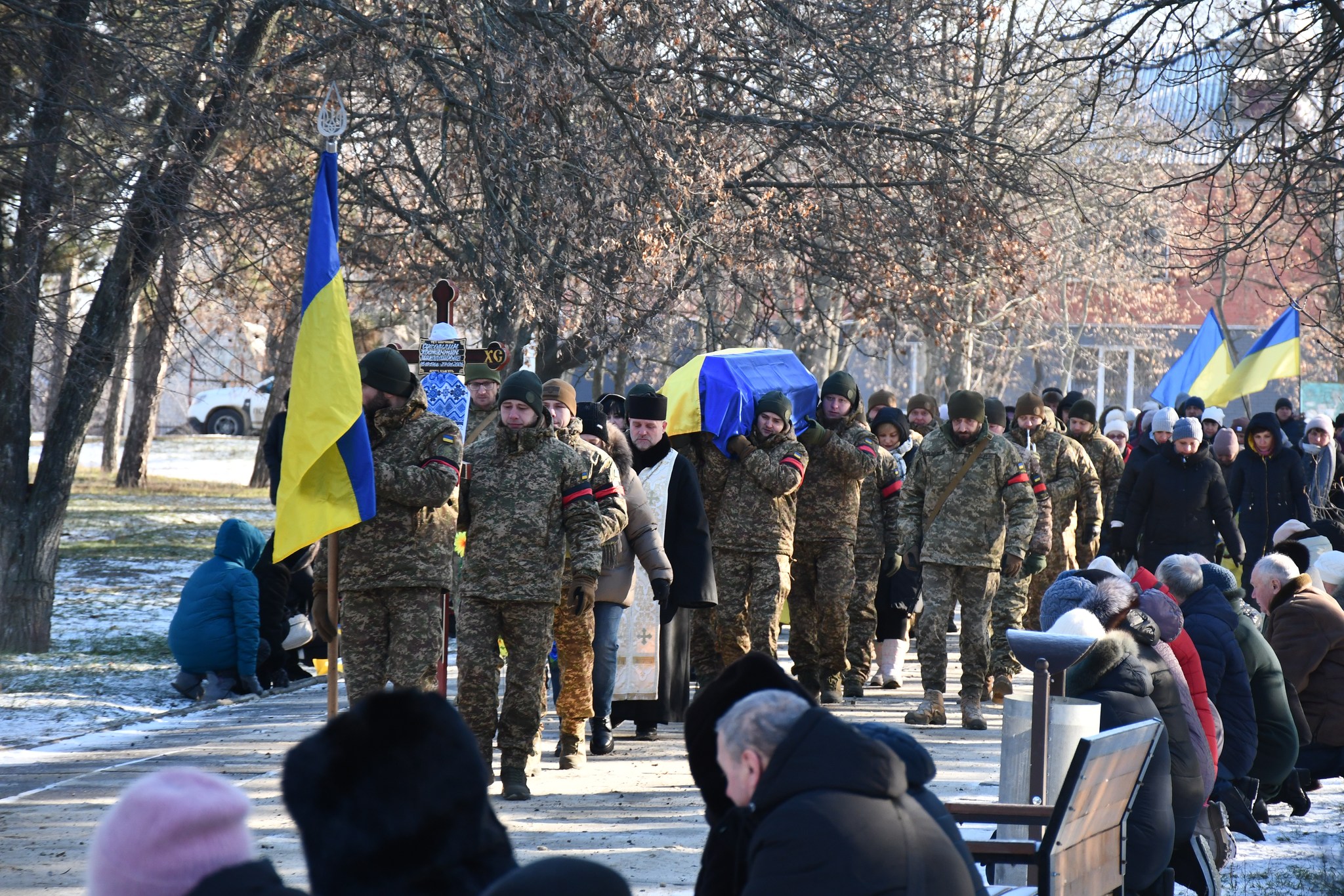 Із загиблим на Чернігівщині бійцем попрощалися в Приютівській громаді