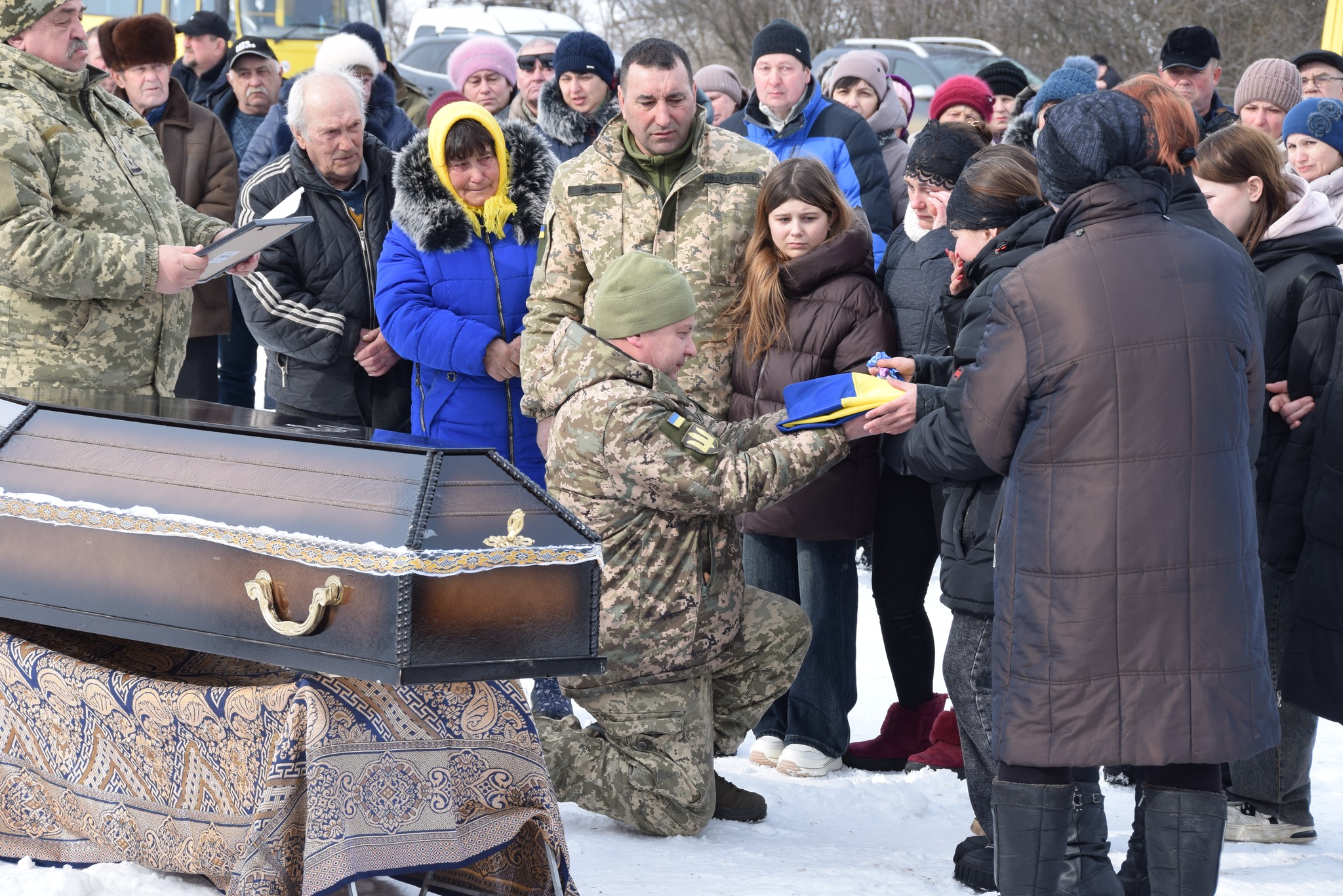 Із загиблим старшим солдатом попрощалися в Петрівській громаді