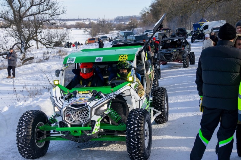 Спортсмени змагаються на чемпіонаті України з кантрі-кросу в Петровому