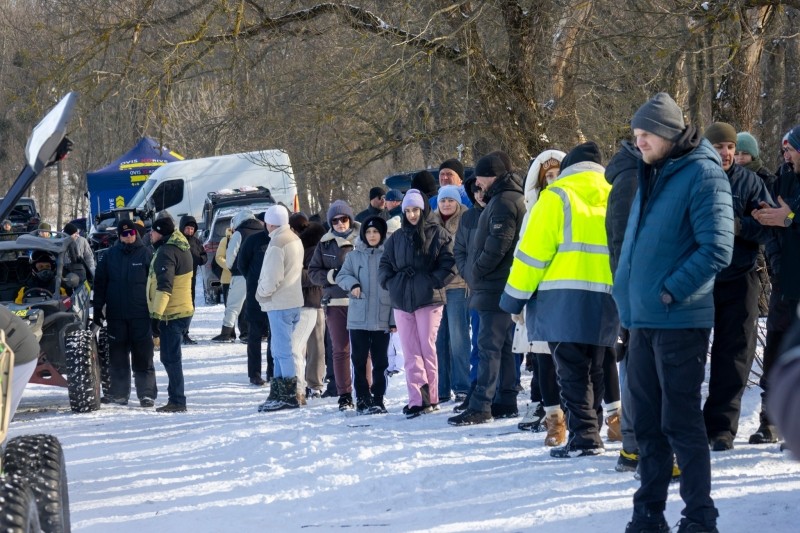 Вболівальники зібралися на чемпіонаті України з кантрі-кросу в Петровому