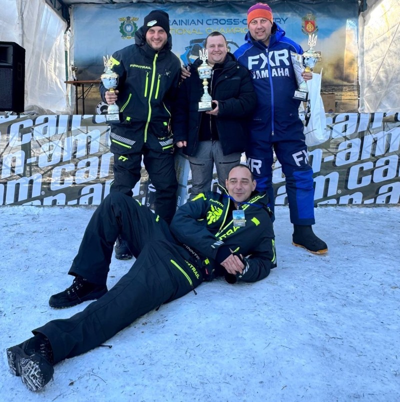 Нагороджені спортсмени чемпіонату України з кантрі-кросу в Петровому