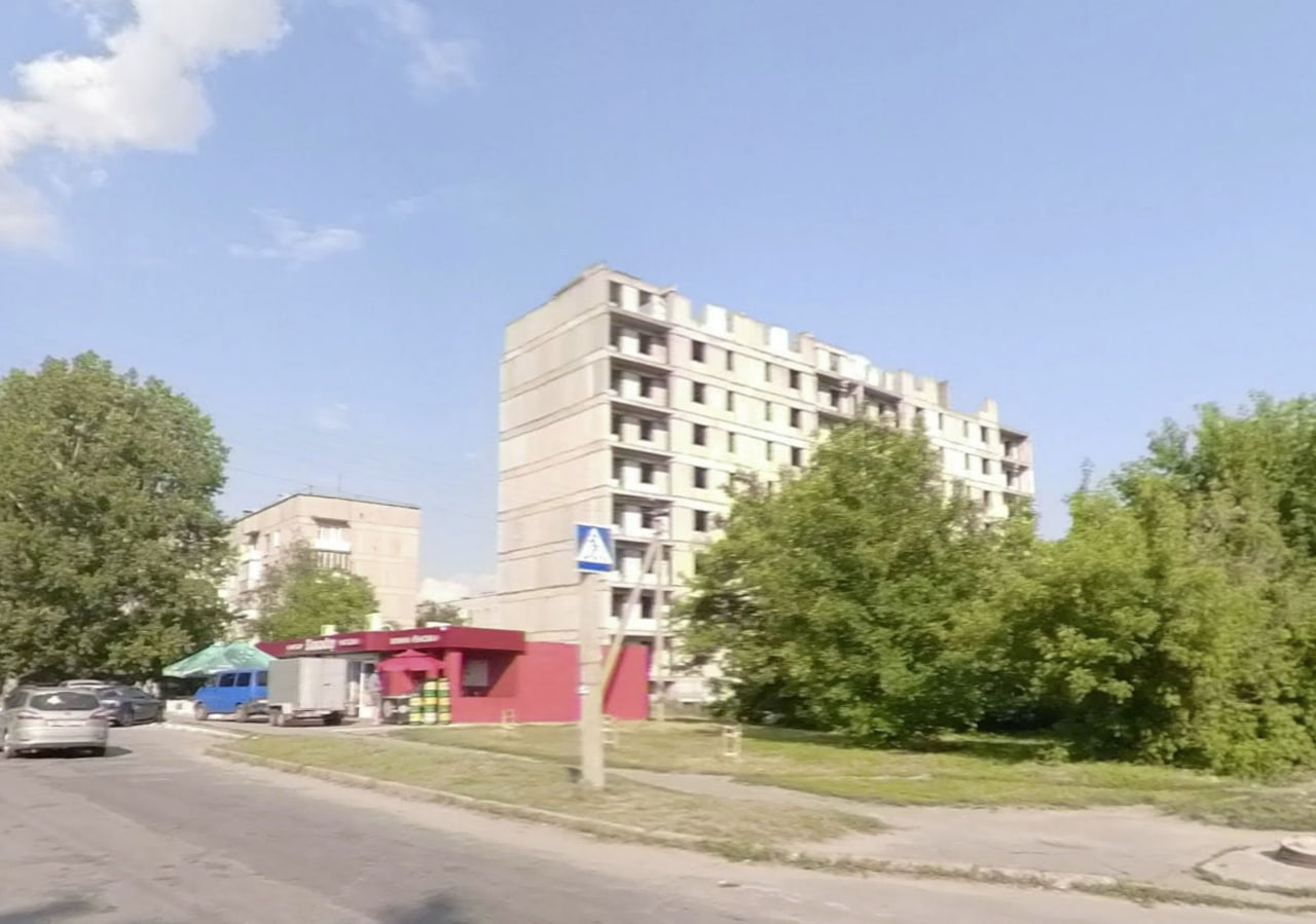 Фото недобудованої багатоповерхівці у Власівці, що продають на аукціоні