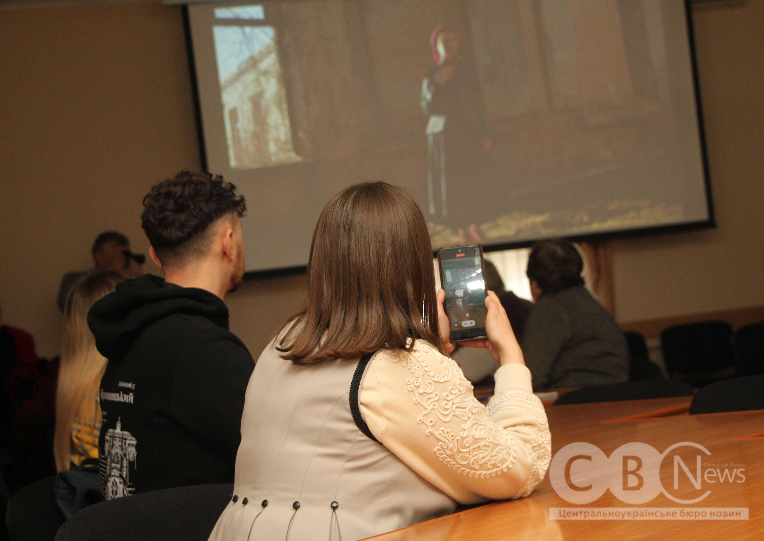 &laquo;Українська легко&raquo;: в Кропивницькому створили відеоролики про мову та культуру