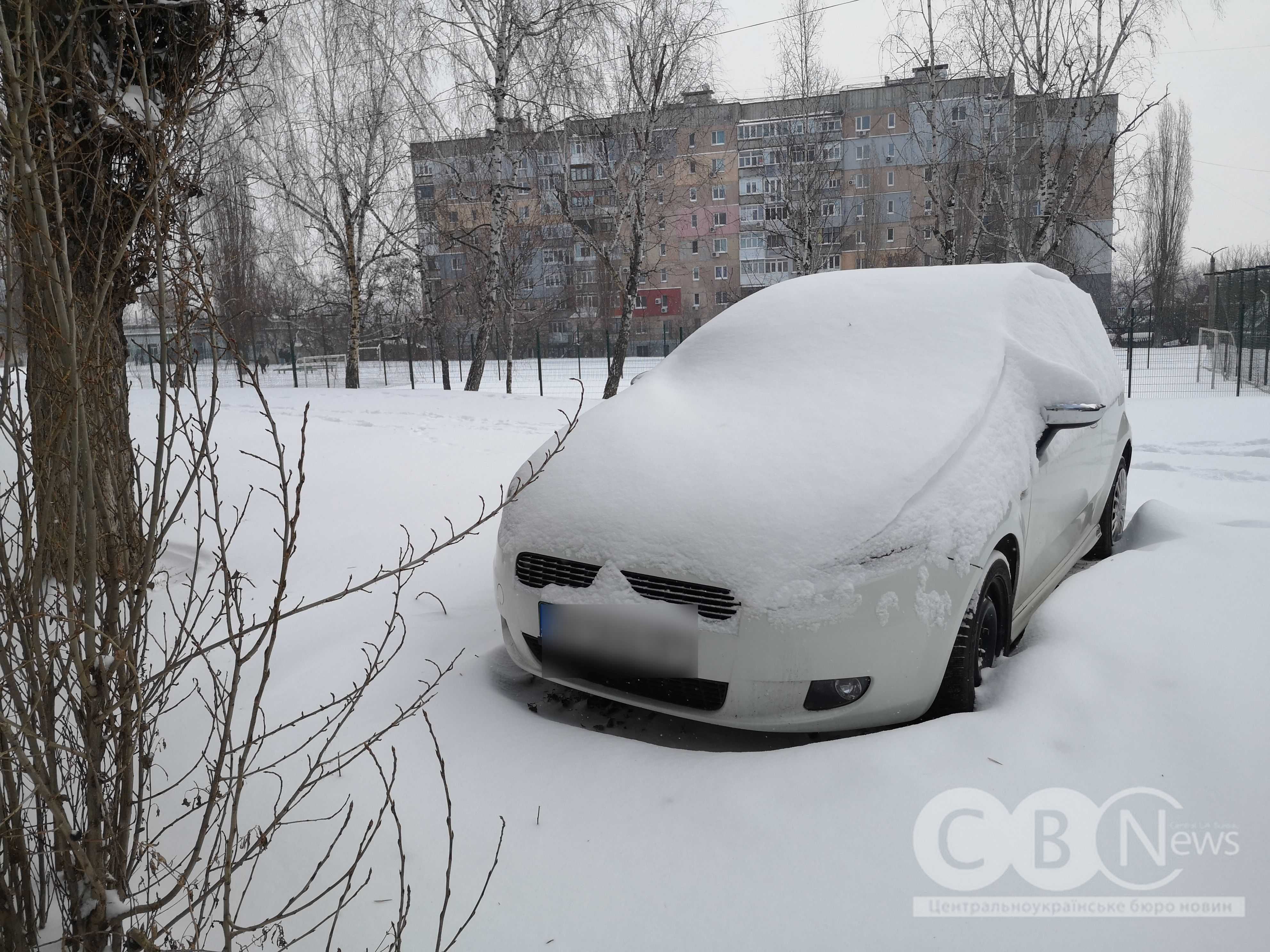 Кропивницький засипало снігом