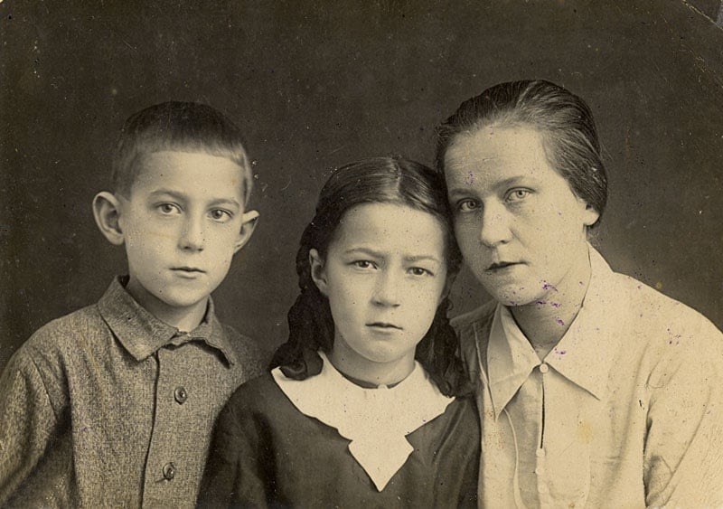 Микола Левандовський з родиною