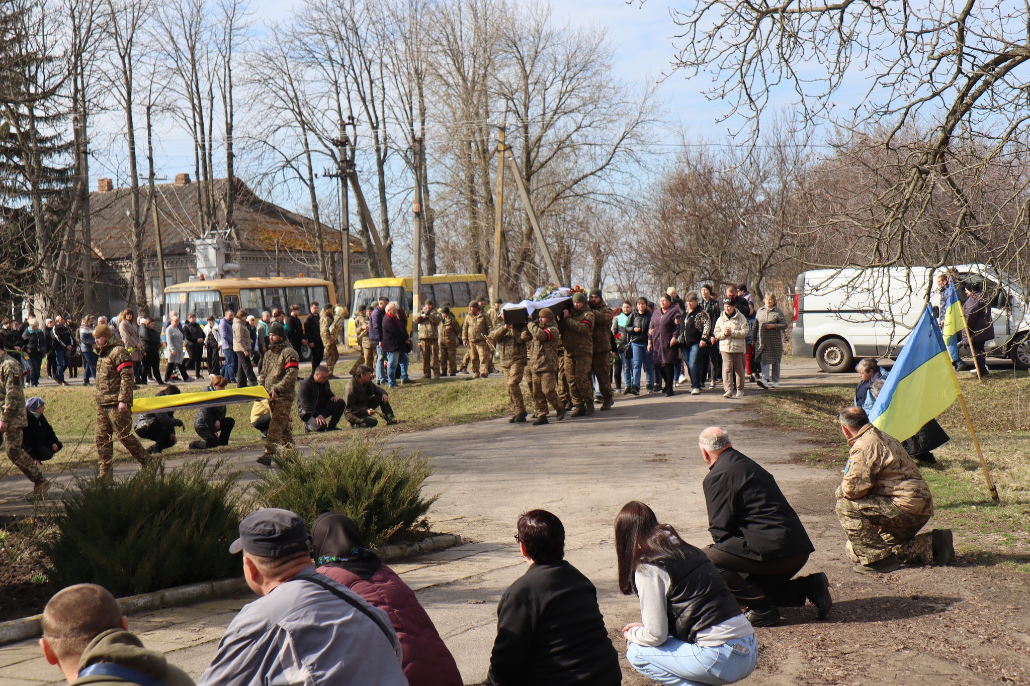 Онуфріївська громада провела в останню путь старшого сержанта Павла Лаврика.