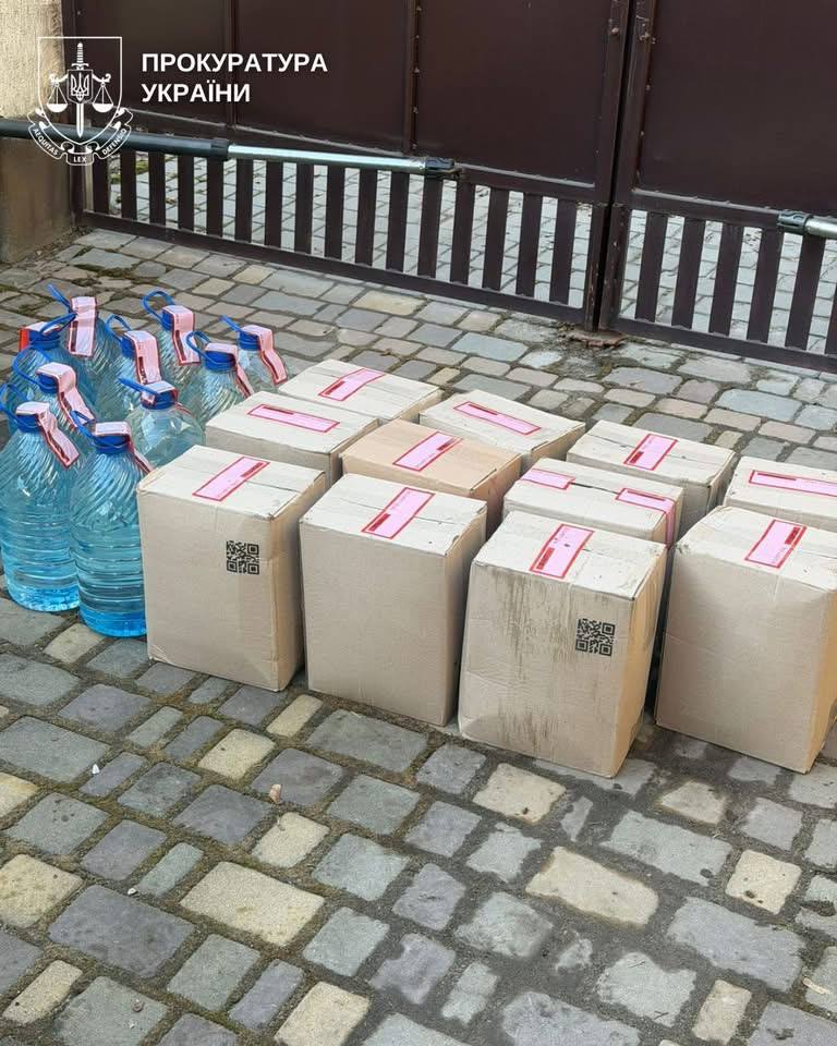 Контрафактний алкоголь та цигарки