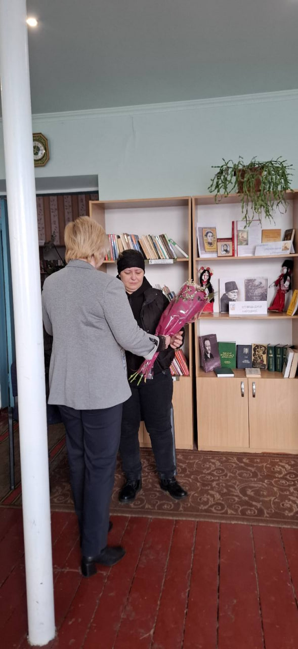 Матері загиблого воїна з Піщанобрідської громади вручили орден її сина