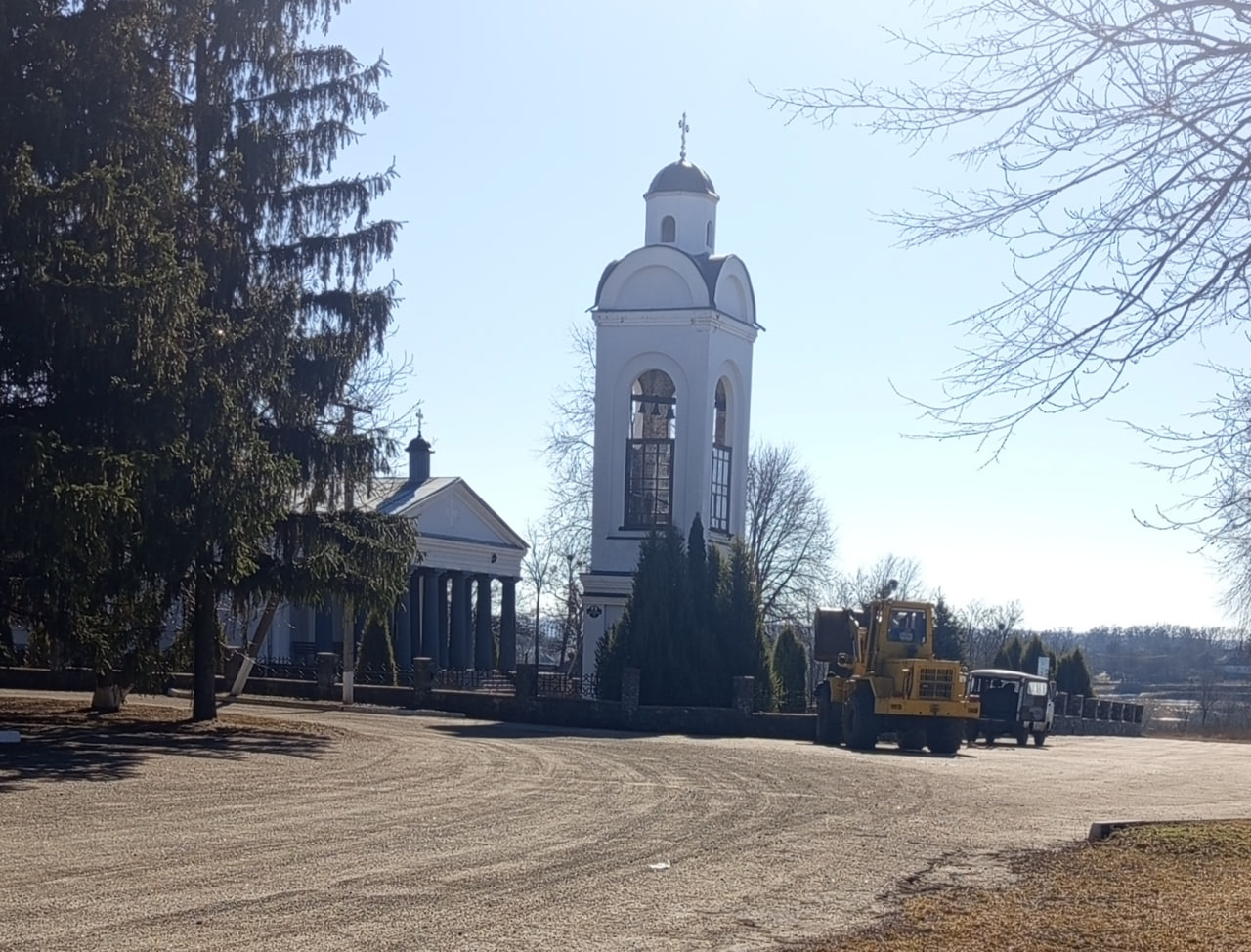 Благоустрій території філії Центральноукраїнського краєзнавчого музею &laquo;Історико-архітектурний заповідник - Свято-Хрестовоздвиженська церква