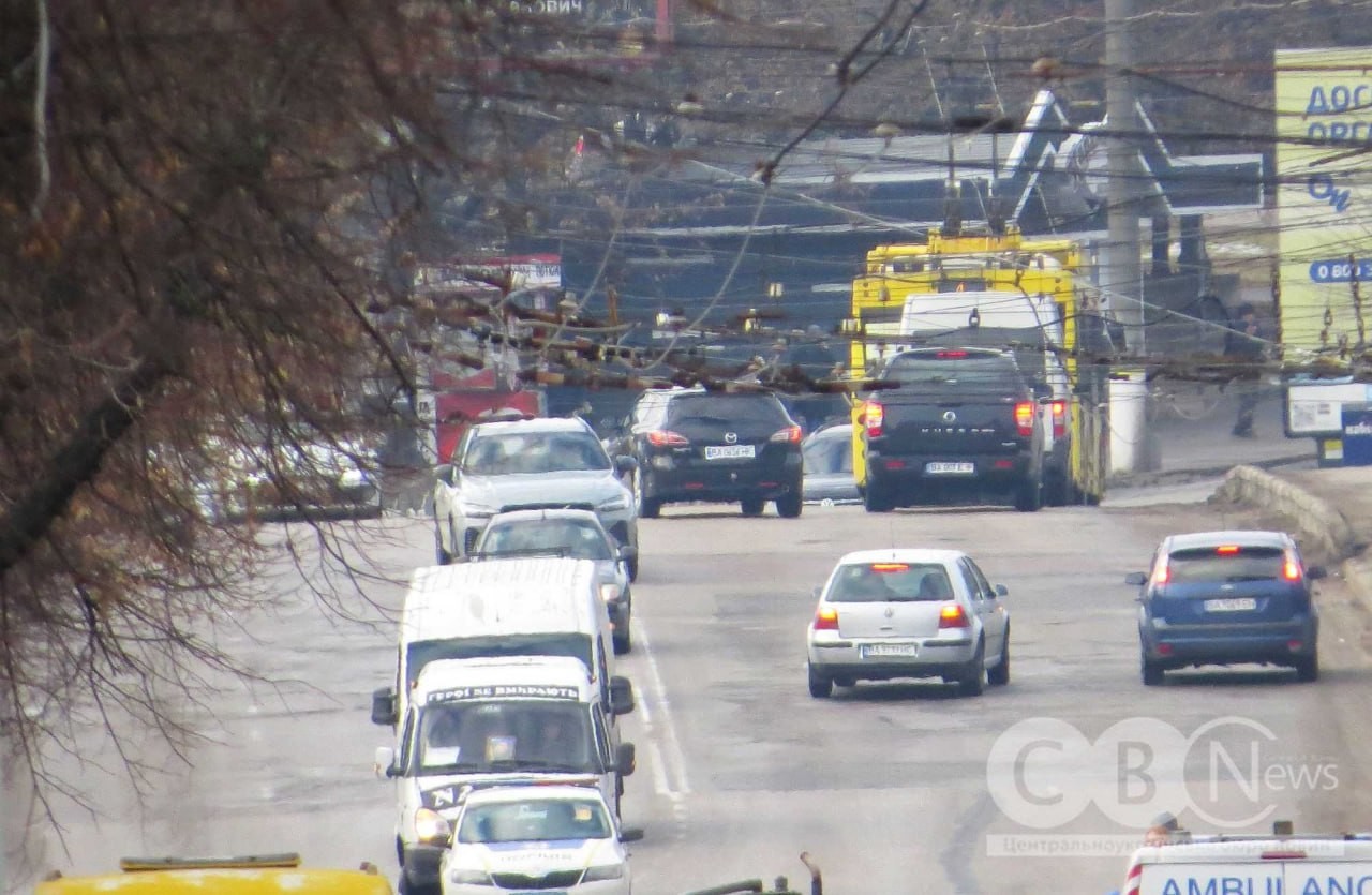 У Кропивницькому провели в останню путь молодшого сержанта Дениса Тушина